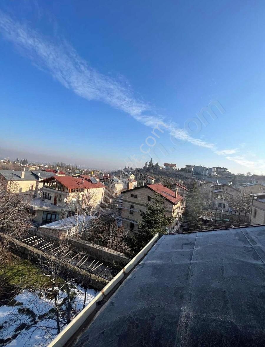 Melikgazi Erenköy Satılık Villa Erenköyde 1235m2 Parsel İçerisinde Kış Bahçeli 3 Katlı Villa