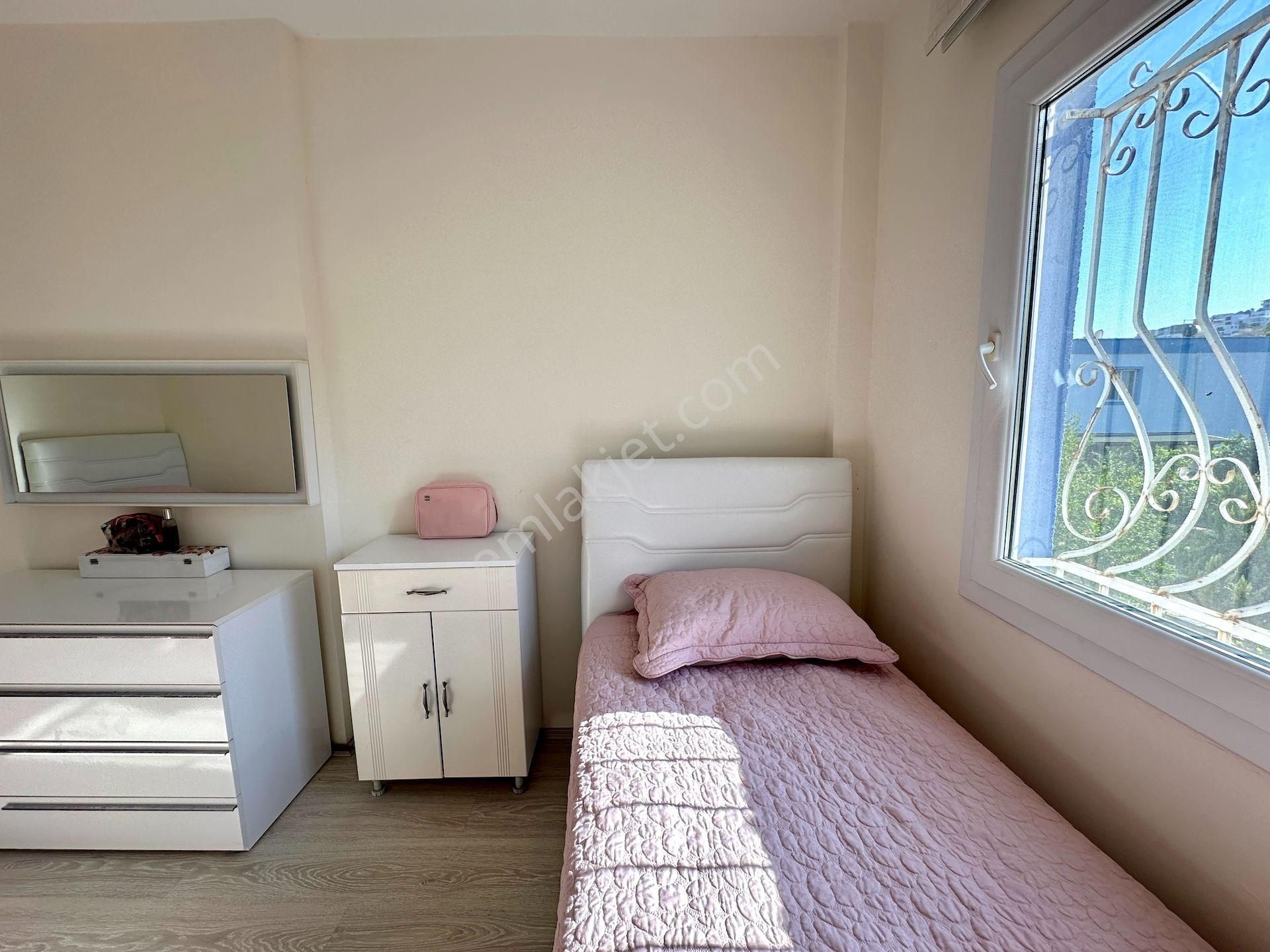 Bodrum Akyarlar'da Nezih Site İçinde Büyük Bahçeli Villa - Görsel 29