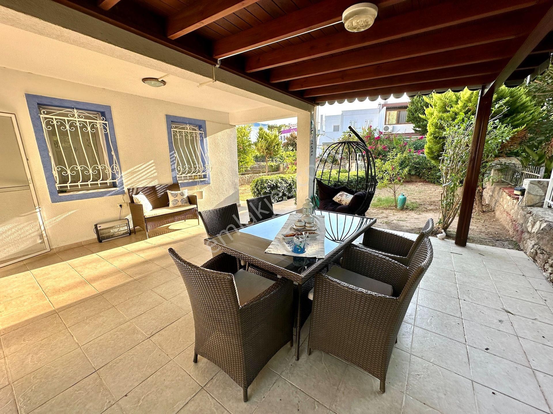 Bodrum Akyarlar'da Nezih Site İçinde Büyük Bahçeli Villa - Görsel 11