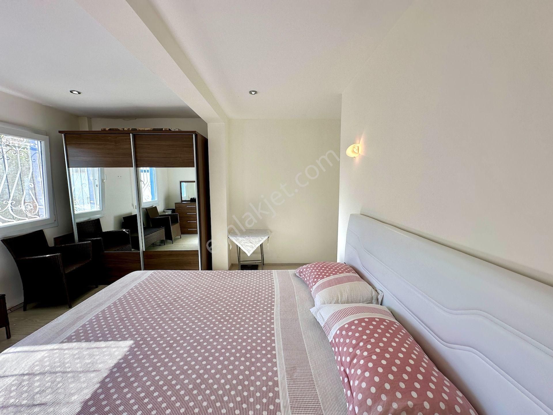 Bodrum Akyarlar'da Nezih Site İçinde Büyük Bahçeli Villa - Görsel 26