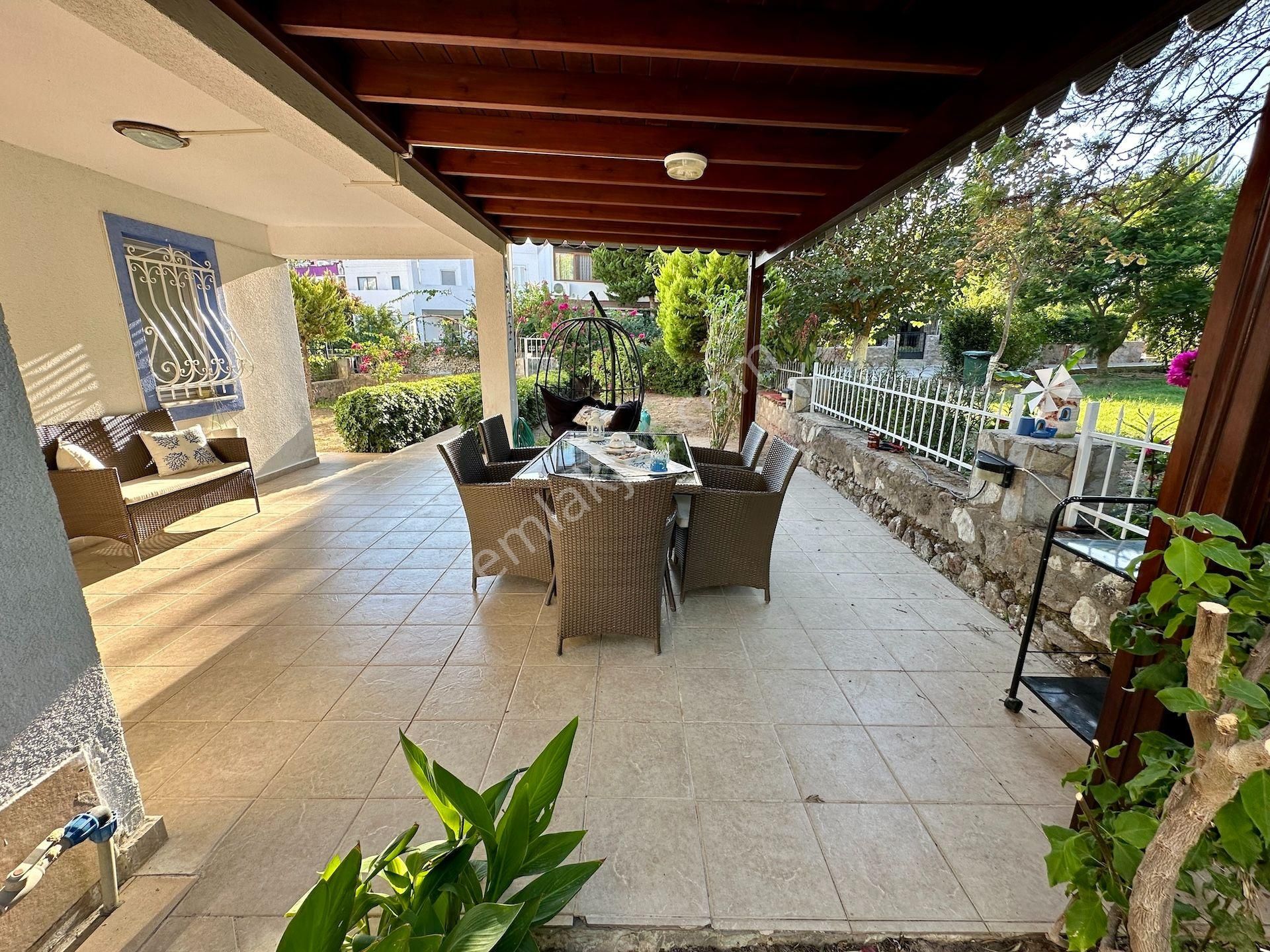 Bodrum Akyarlar'da Nezih Site İçinde Büyük Bahçeli Villa - Görsel 10