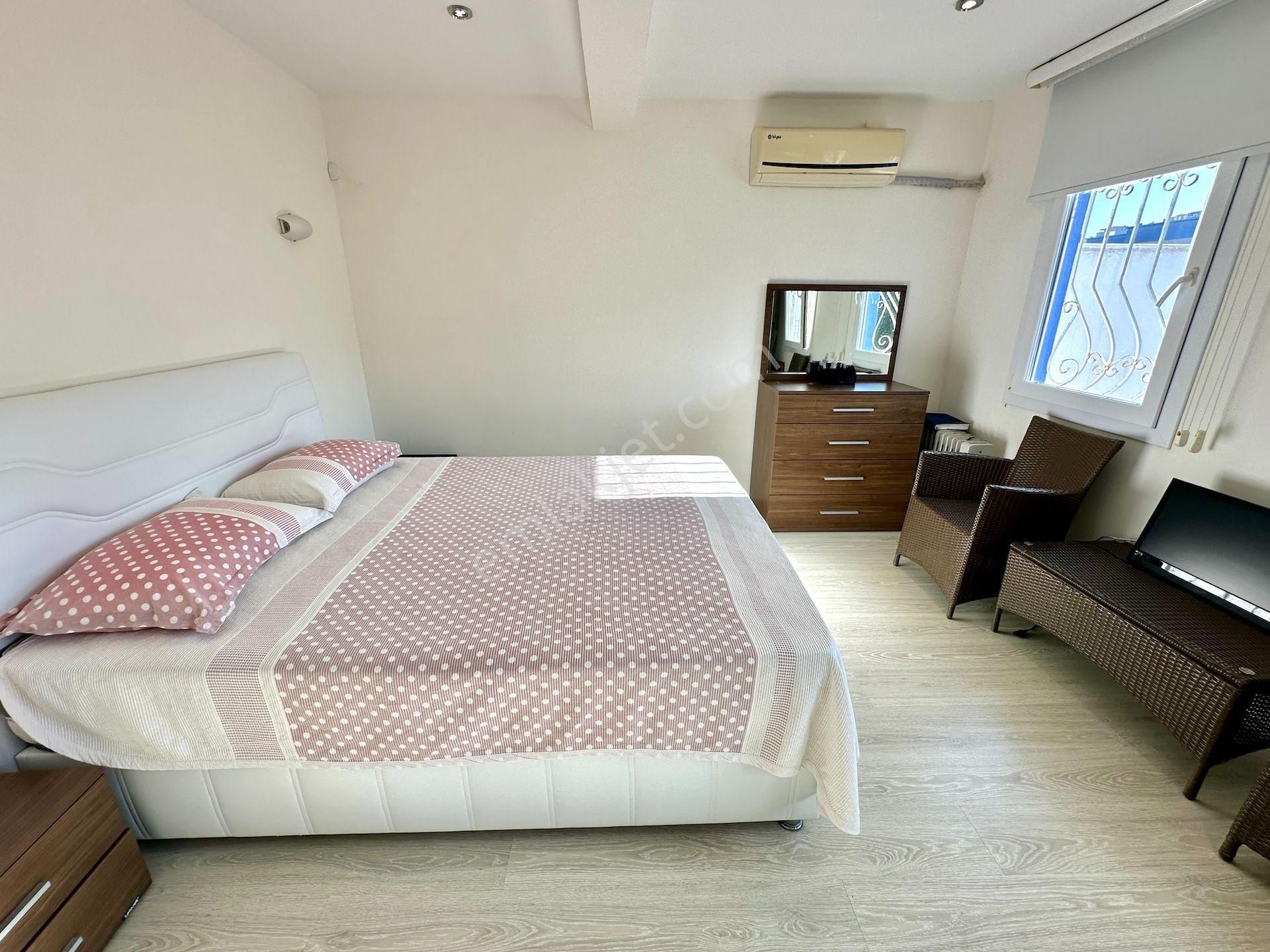 Bodrum Akyarlar'da Nezih Site İçinde Büyük Bahçeli Villa - Görsel 25