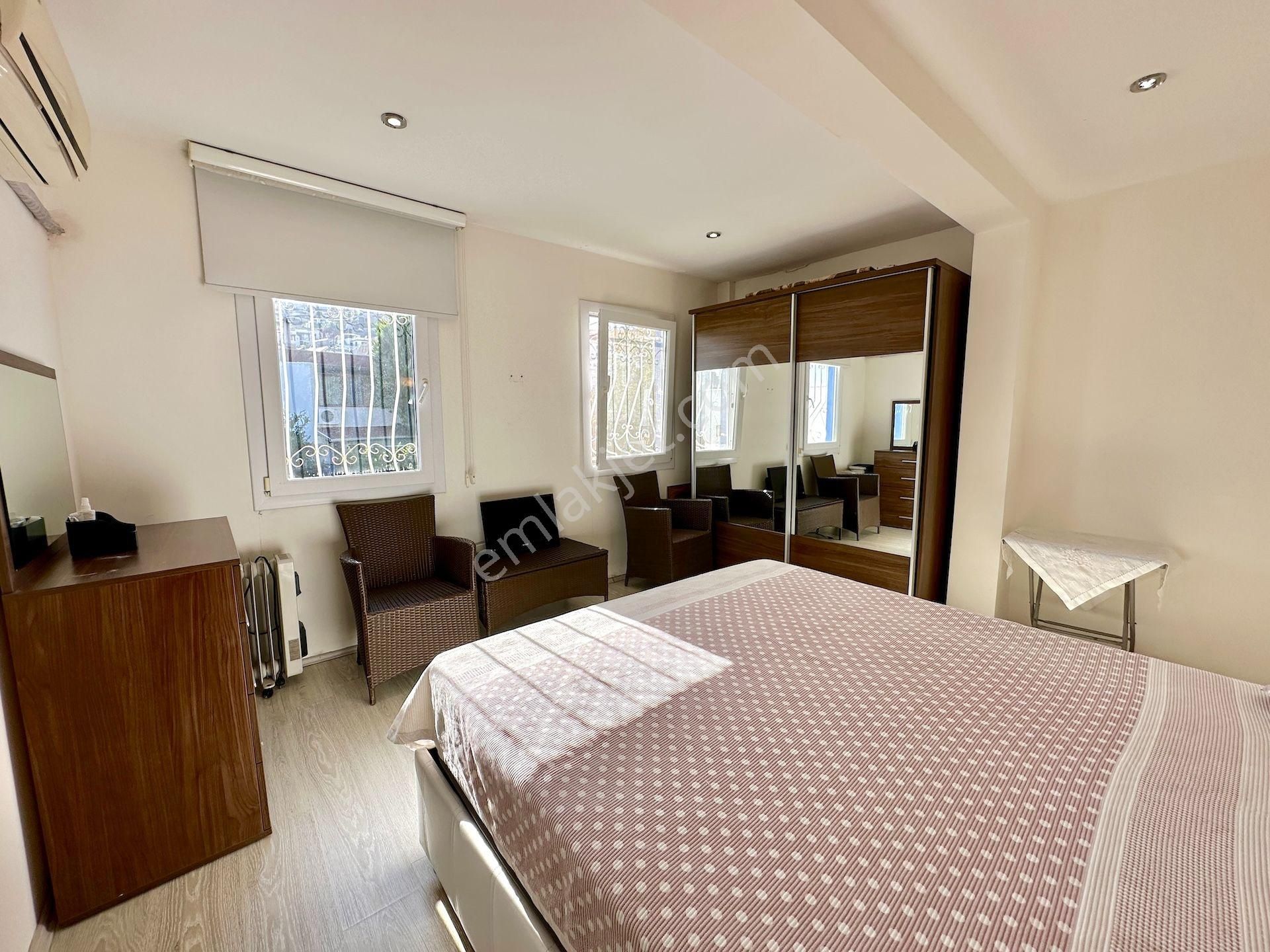 Bodrum Akyarlar'da Nezih Site İçinde Büyük Bahçeli Villa - Görsel 24