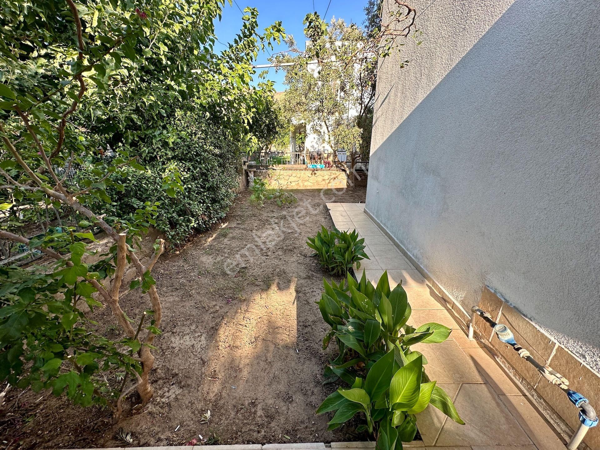 Bodrum Akyarlar'da Nezih Site İçinde Büyük Bahçeli Villa - Görsel 8