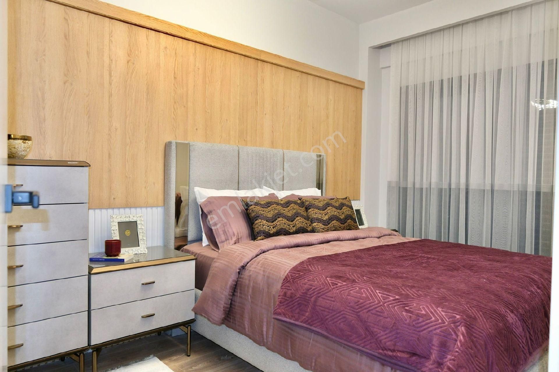 Kuşadası Değirmendere Mevkiinde 1+1 2+1 Ultralux Elit Güvenlikli Havuzlu Sitede Daireler - Görsel 3