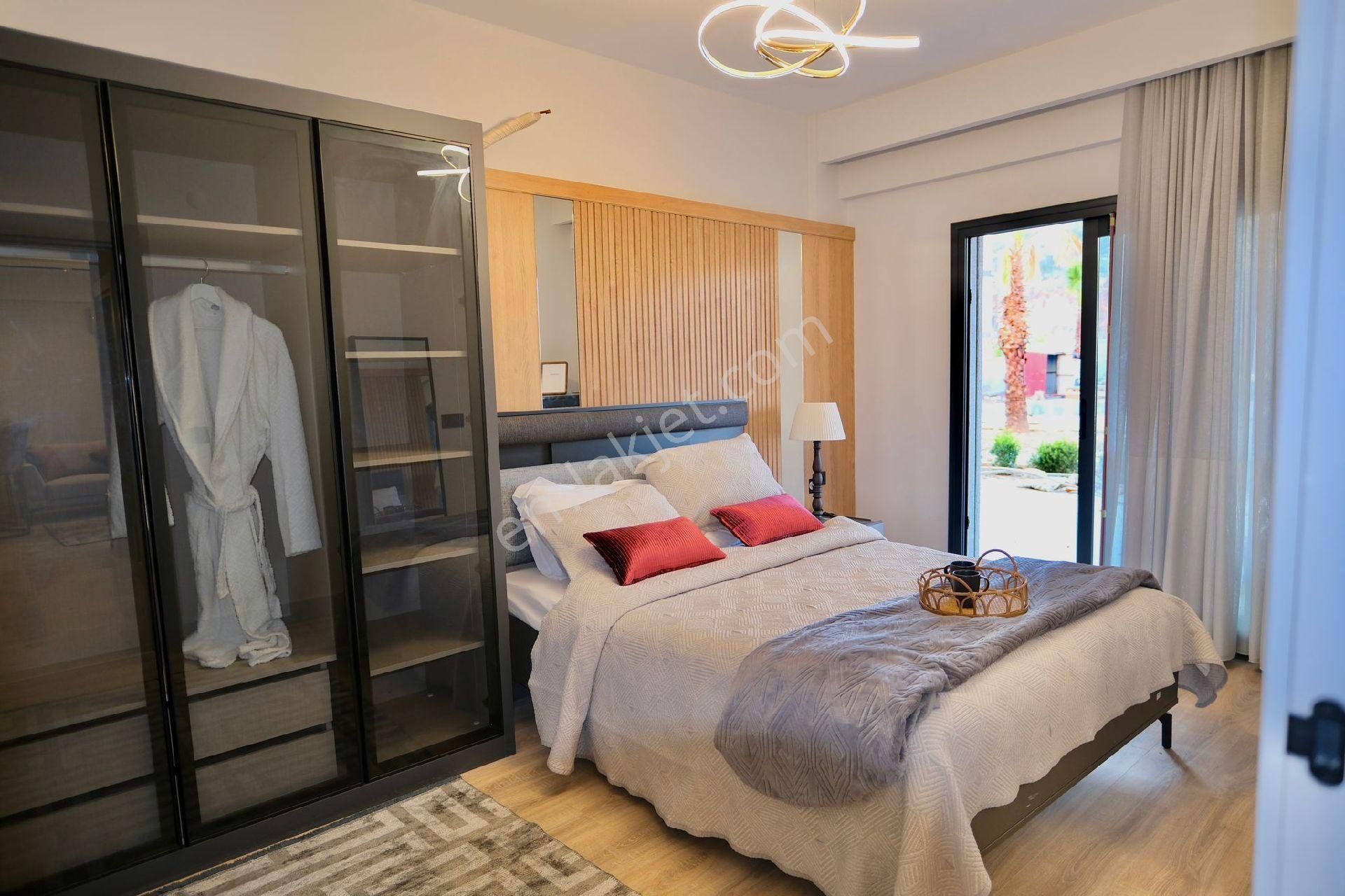 Kuşadası Değirmendere Mevkiinde 1+1 2+1 Ultralux Elit Güvenlikli Havuzlu Sitede Daireler - Görsel 9