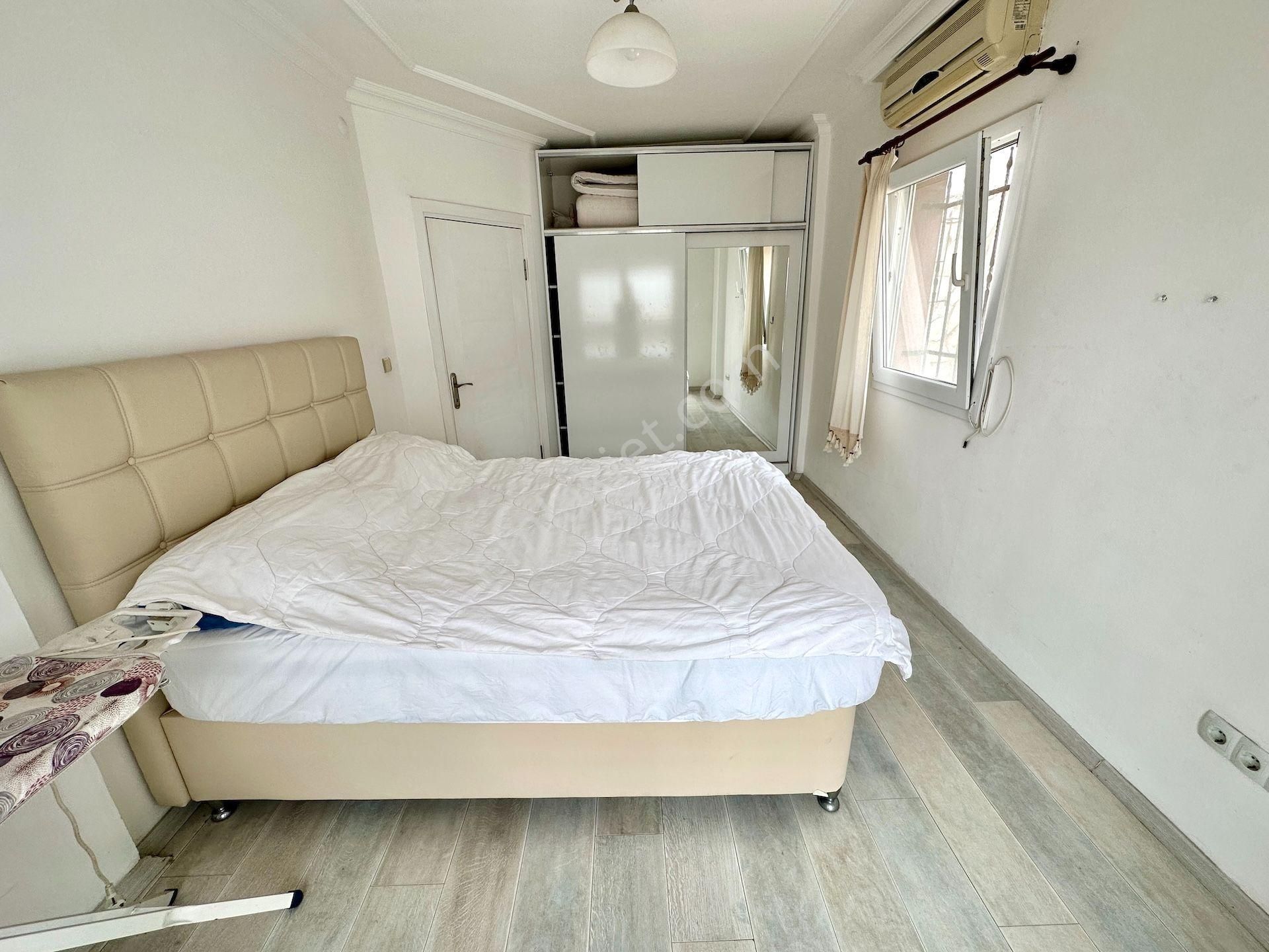 Turgutreis Merkezde Deniz Manzaralı Havuzlu Müstakil Villa - Görsel 21