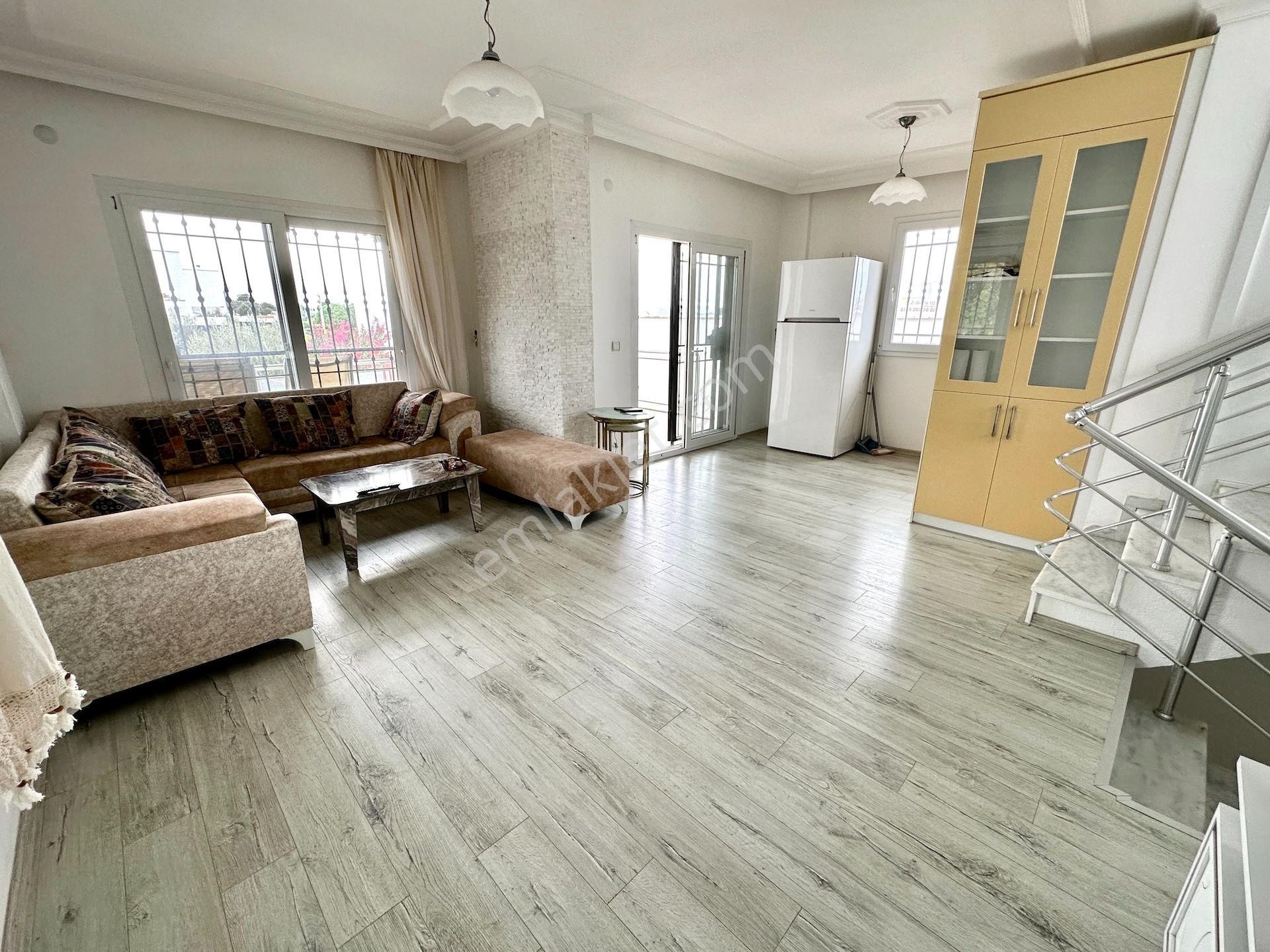 Turgutreis Merkezde Deniz Manzaralı Havuzlu Müstakil Villa - Görsel 10