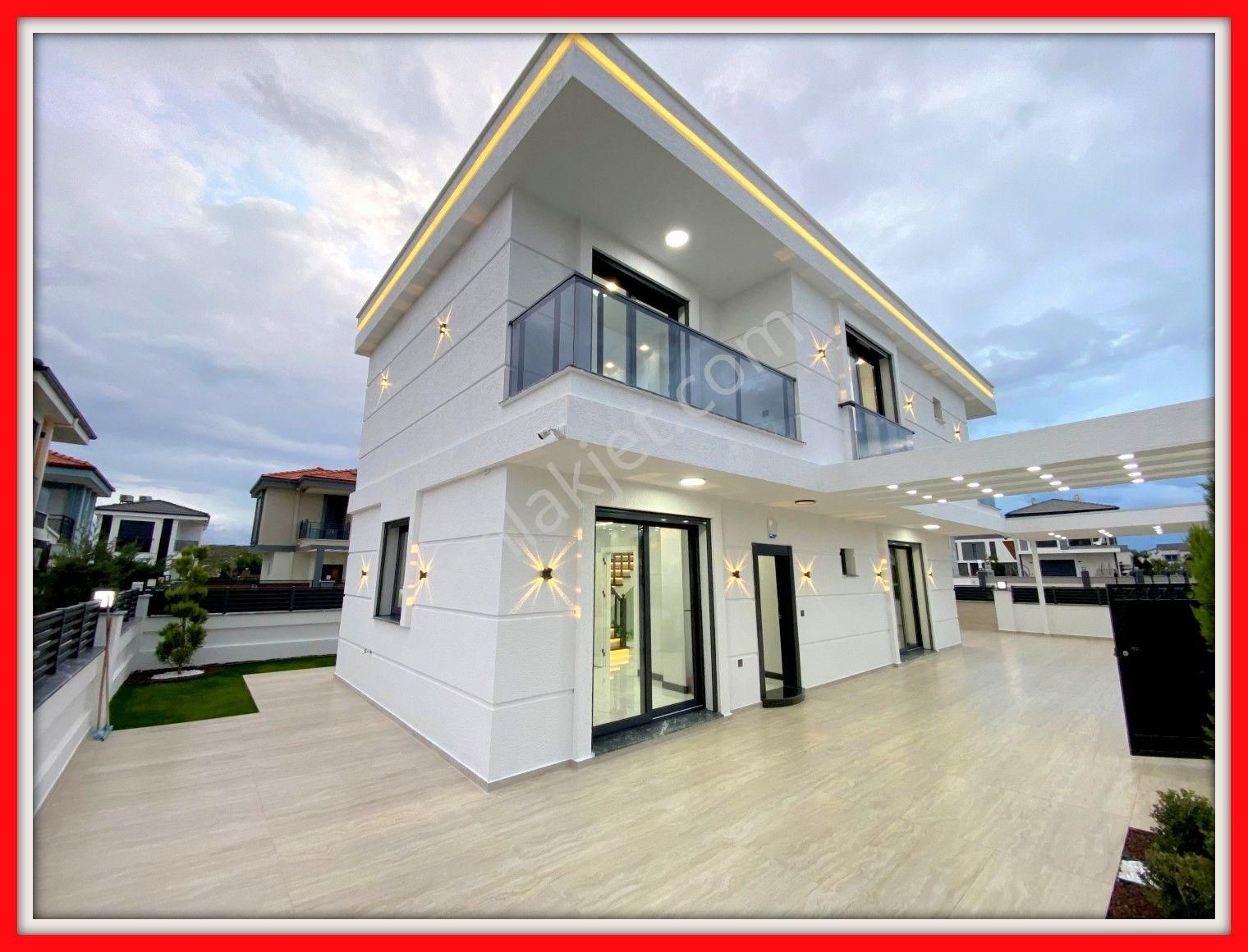 Didim Efeler Satılık Yazlık Didimde Satılık Lüks Villa