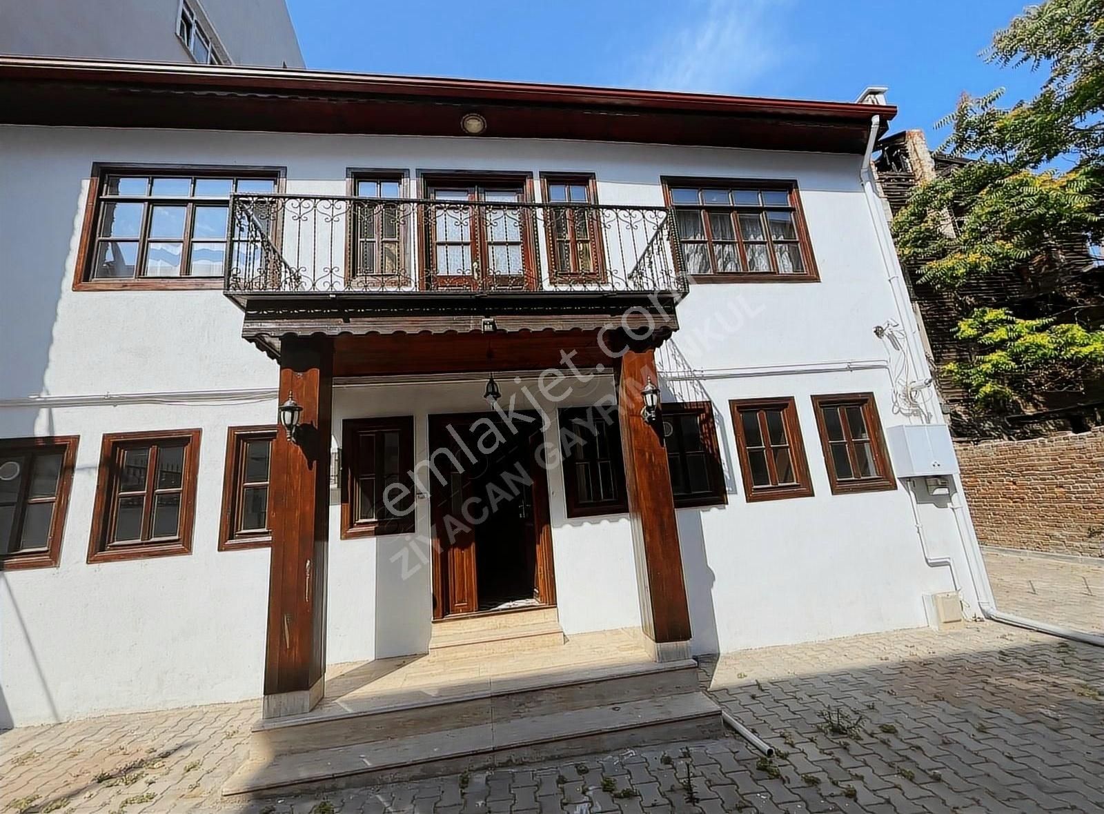 Süleymanpaşa Ertuğrul Satılık Villa (İşyeri) Süleymanpaşa Merkezde Sahile Yakın Satılık Ticari Villa Ve Arsa.