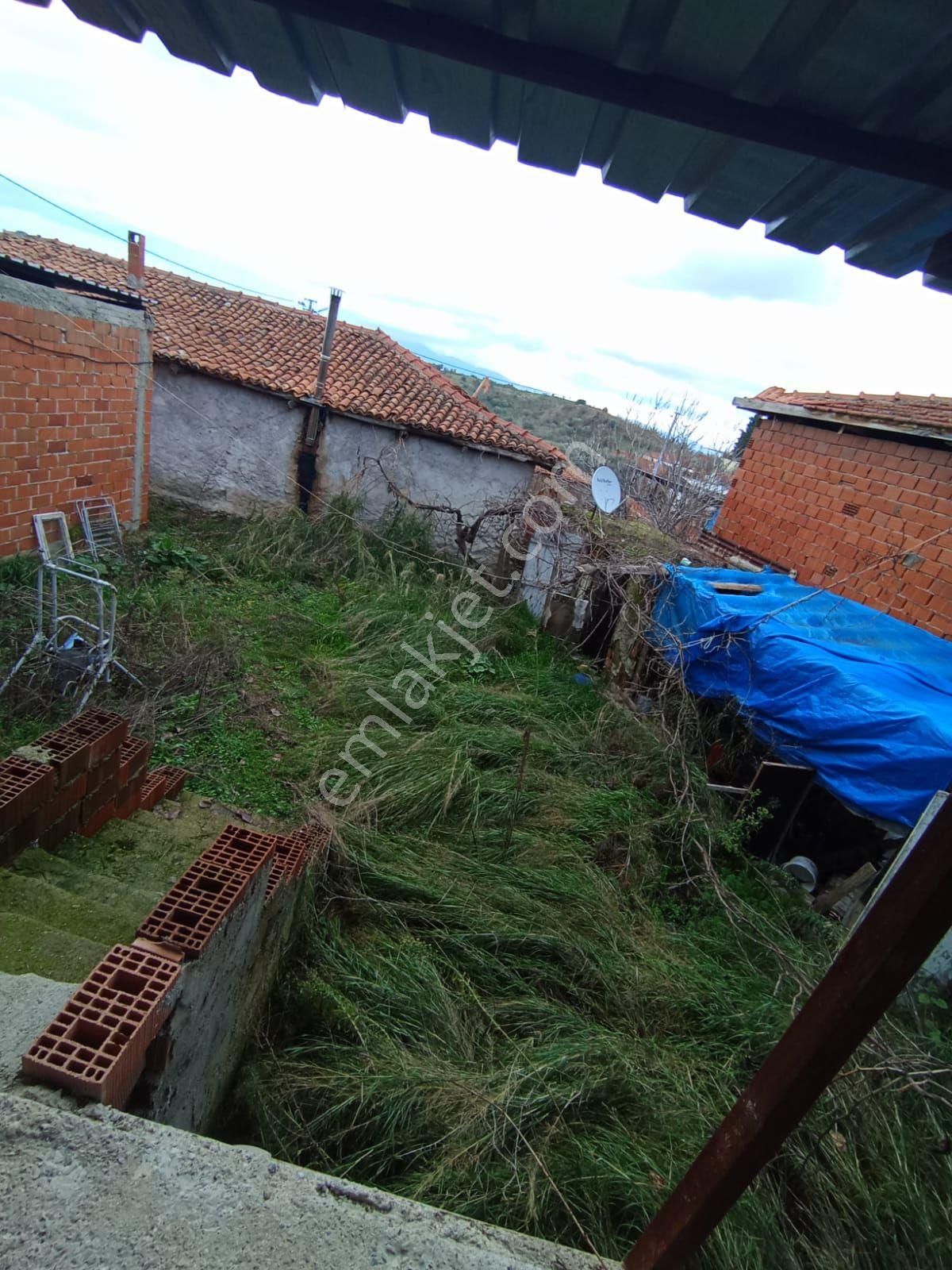 Turgutlu Dalbahçe Satılık Daire Dal Bahçede Müstakil Satılık Çok Acil Satılık Bu Yüzden Fiyatımız Düşüktür 200m2 Tek Tapu