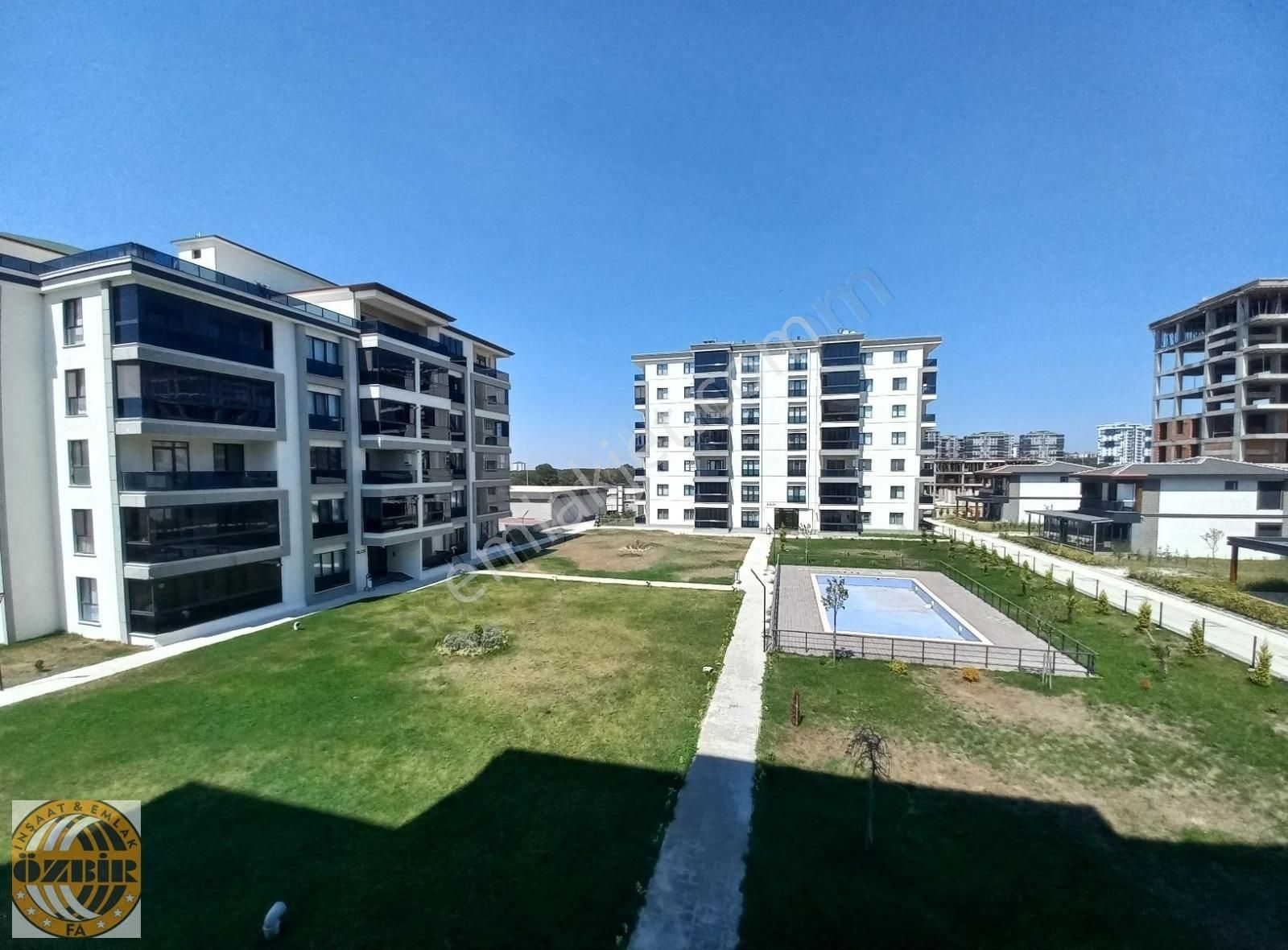 Çerkezköy Cumhuriyet Satılık Daire Fa'özbirden Cumhuriyetde Katmülkiyetli Lüx Site İçi142m²2+1daire