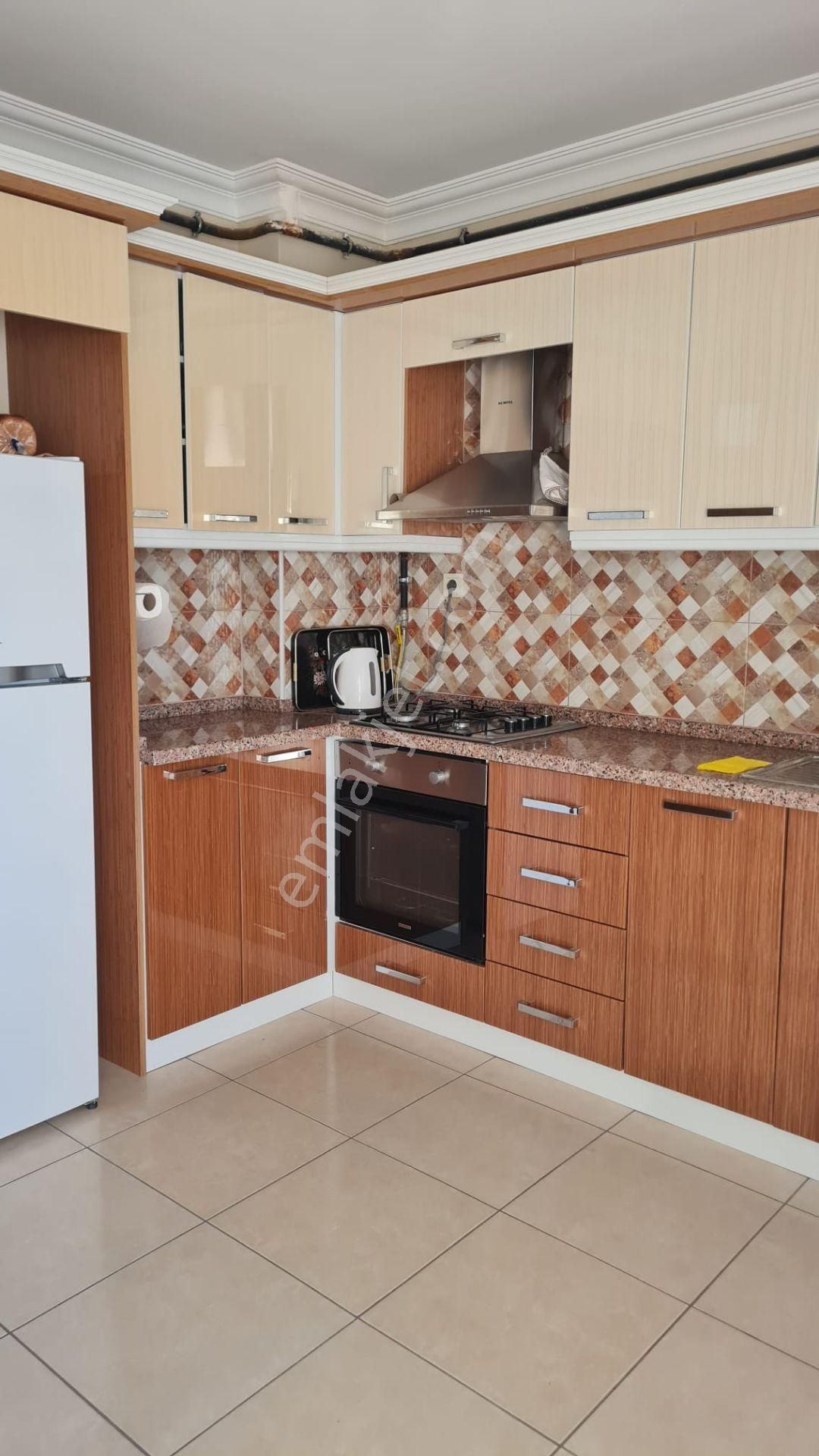 Gemlik Cumhuriyet Mah.de Satılık 5+2 Dubleks Daire 320m2.(açıklamayı Okuyunuz) - Görsel 13