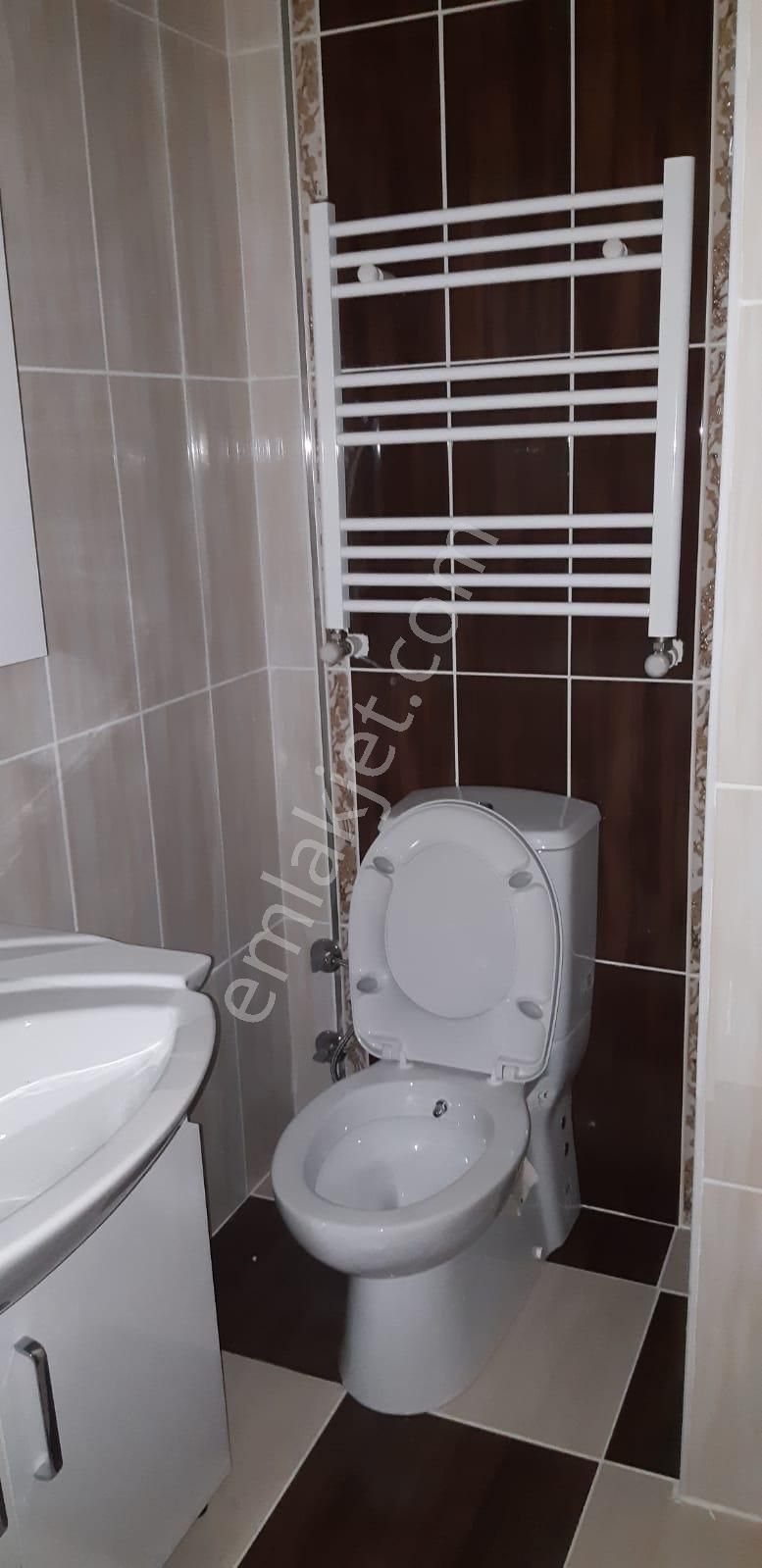 Gemlik Cumhuriyet Mah.de Satılık 5+2 Dubleks Daire 320m2.(açıklamayı Okuyunuz) - Görsel 8
