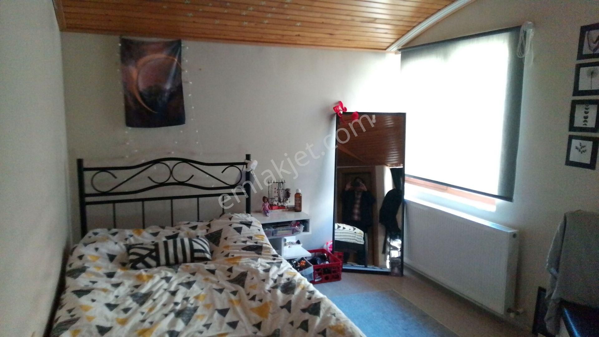 Gemlik Cumhuriyet Mah.de Satılık 5+2 Dubleks Daire 320m2.(açıklamayı Okuyunuz) - Görsel 35