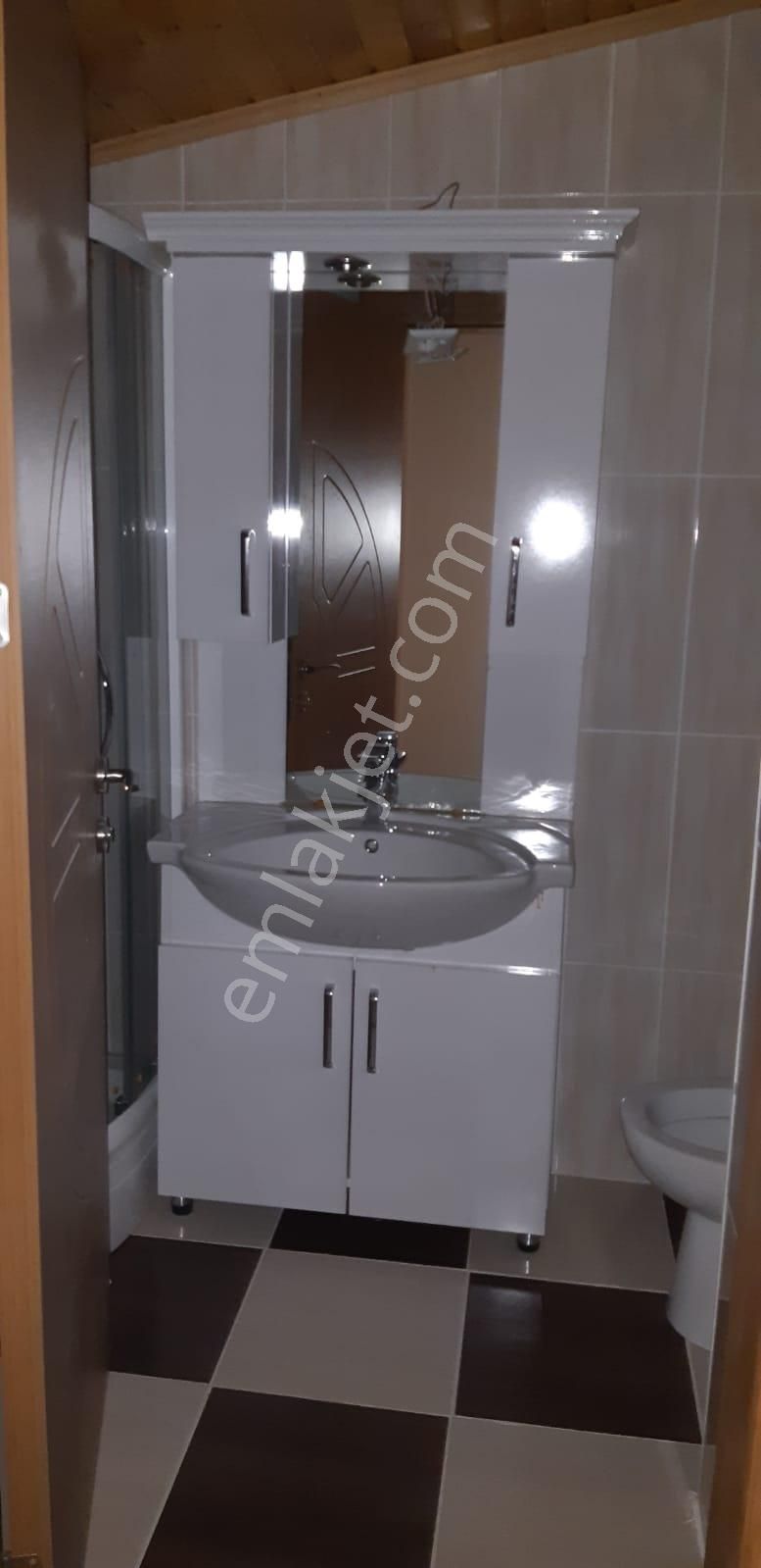 Gemlik Cumhuriyet Mah.de Satılık 5+2 Dubleks Daire 320m2.(açıklamayı Okuyunuz) - Görsel 10