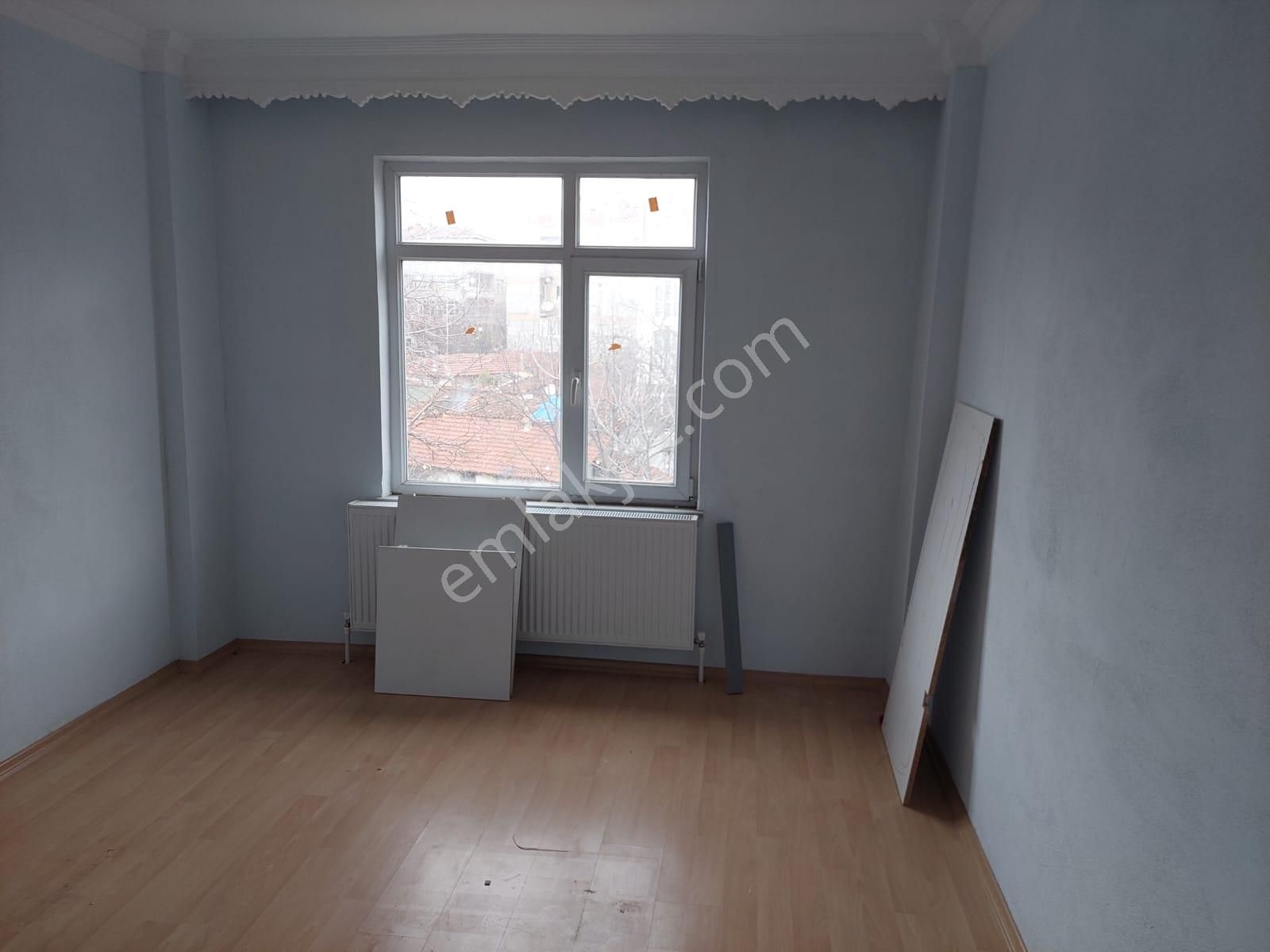 Hayrabolu İlyas Kiralık Daire Merkezi Konumda Sahibinden 3+1 Doğalgazlı Daire