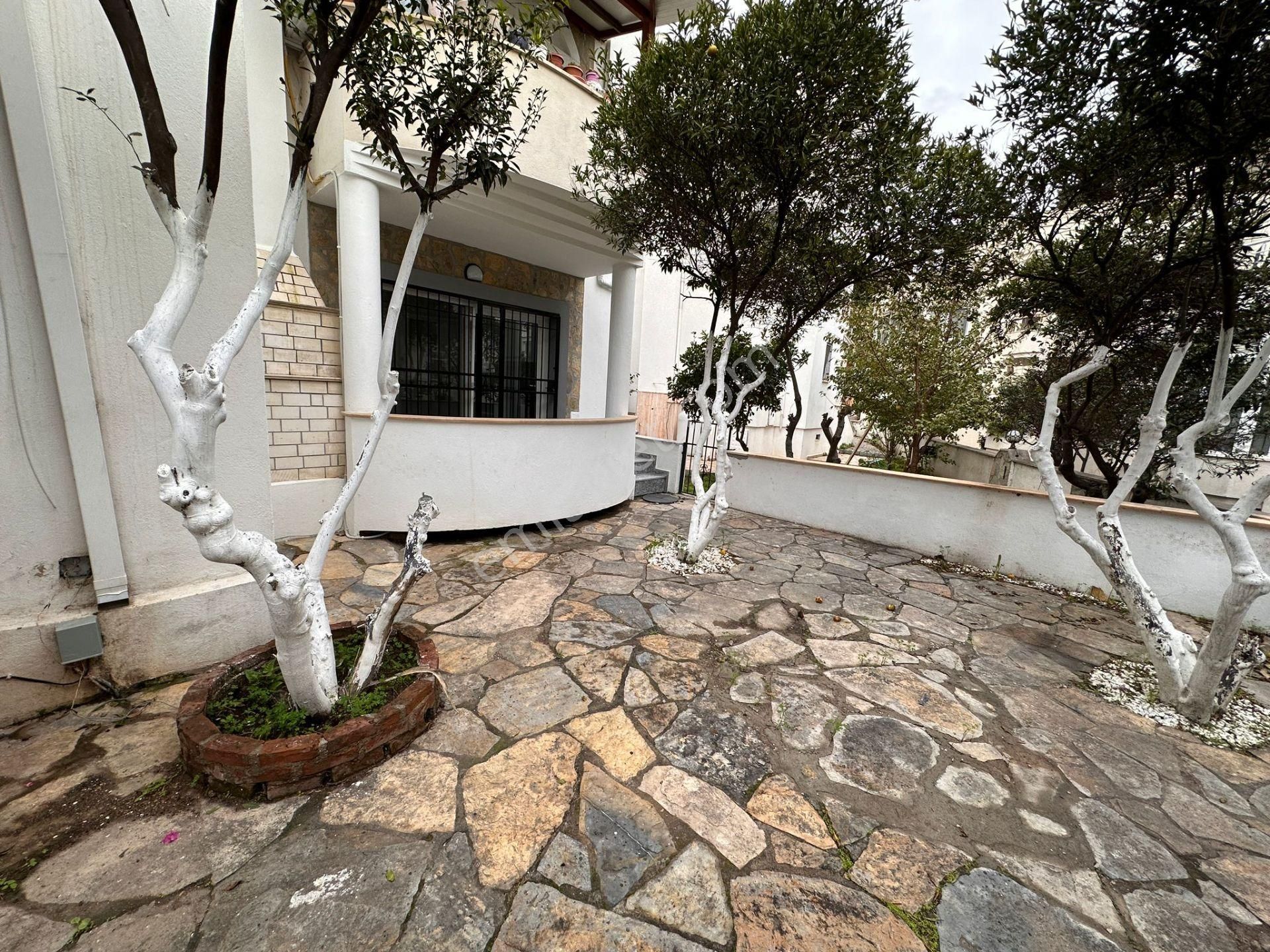 Turgutreis Merkezde Sahile 50 Metre Mesafede Bahçe Katı Daire - Görsel 7