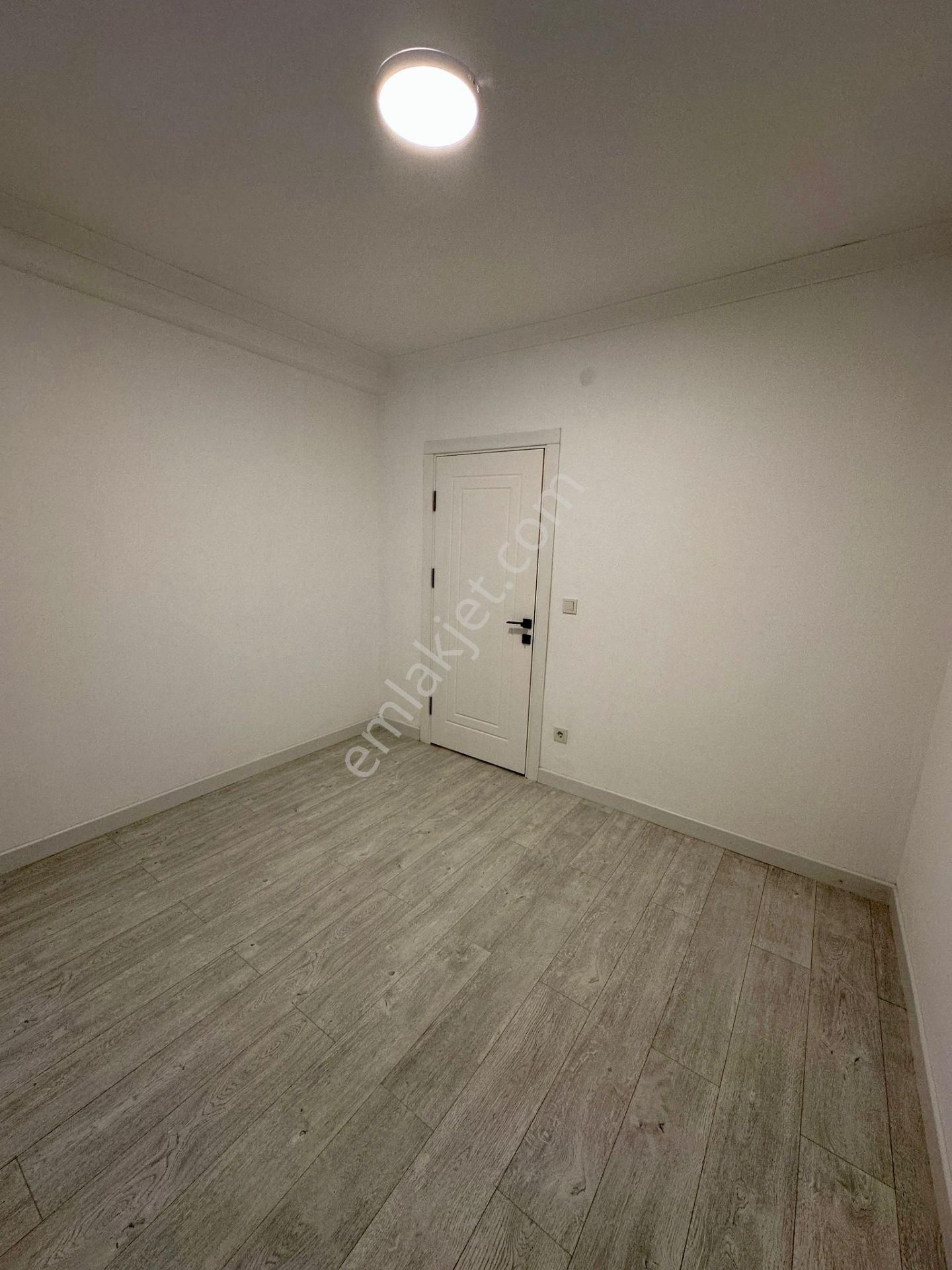 Turgutreis Merkezde Sahile 50 Metre Mesafede Bahçe Katı Daire - Görsel 23