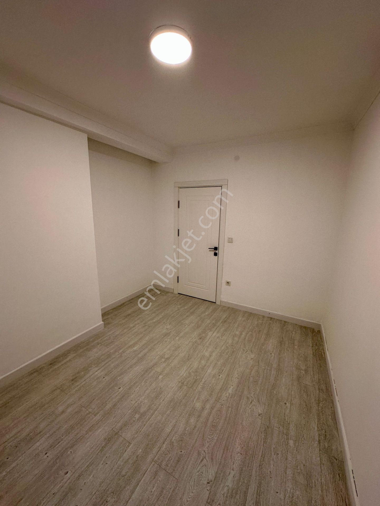 Turgutreis Merkezde Sahile 50 Metre Mesafede Bahçe Katı Daire - Görsel 11