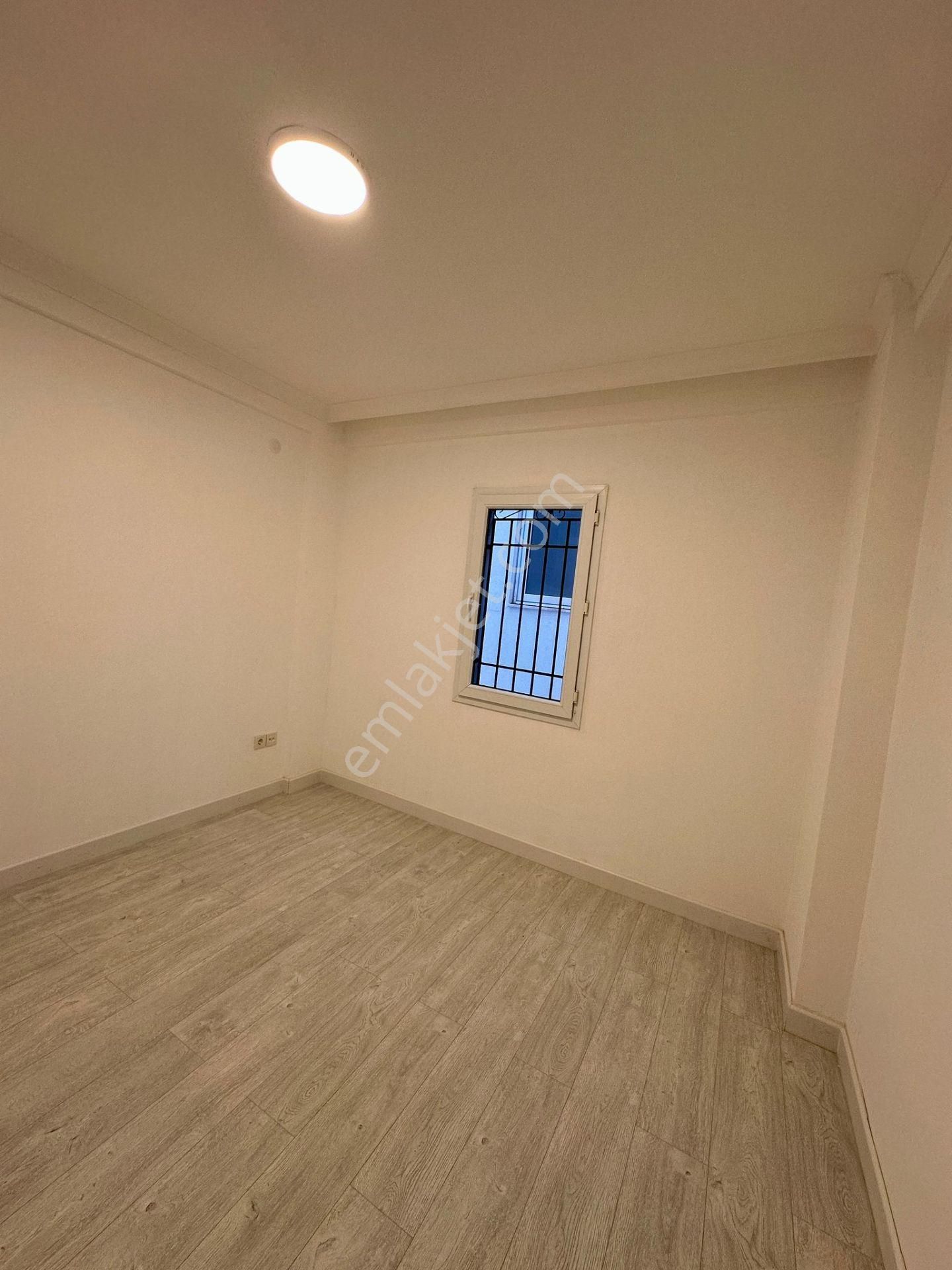 Turgutreis Merkezde Sahile 50 Metre Mesafede Bahçe Katı Daire - Görsel 17