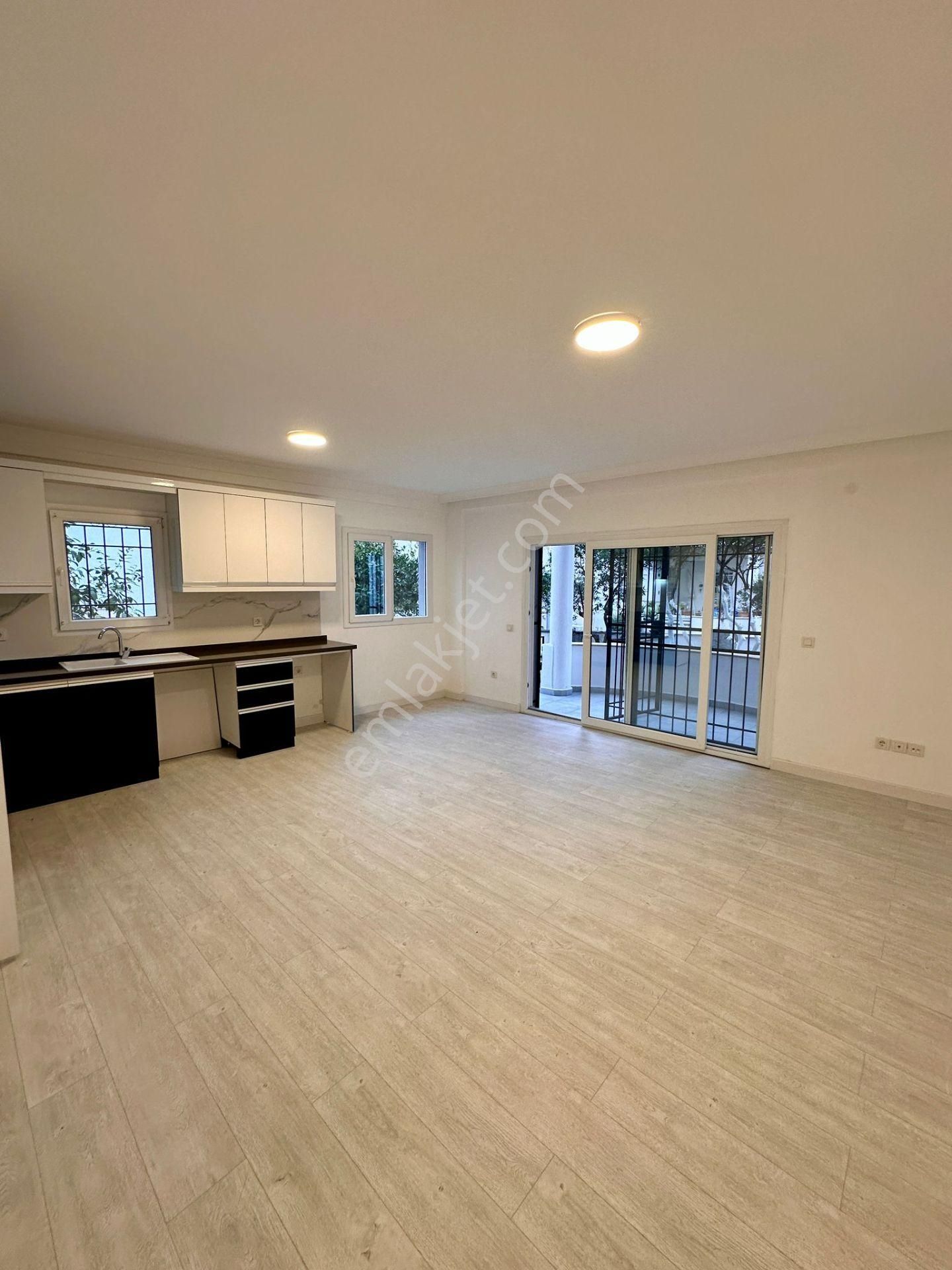 Turgutreis Merkezde Sahile 50 Metre Mesafede Bahçe Katı Daire - Görsel 19