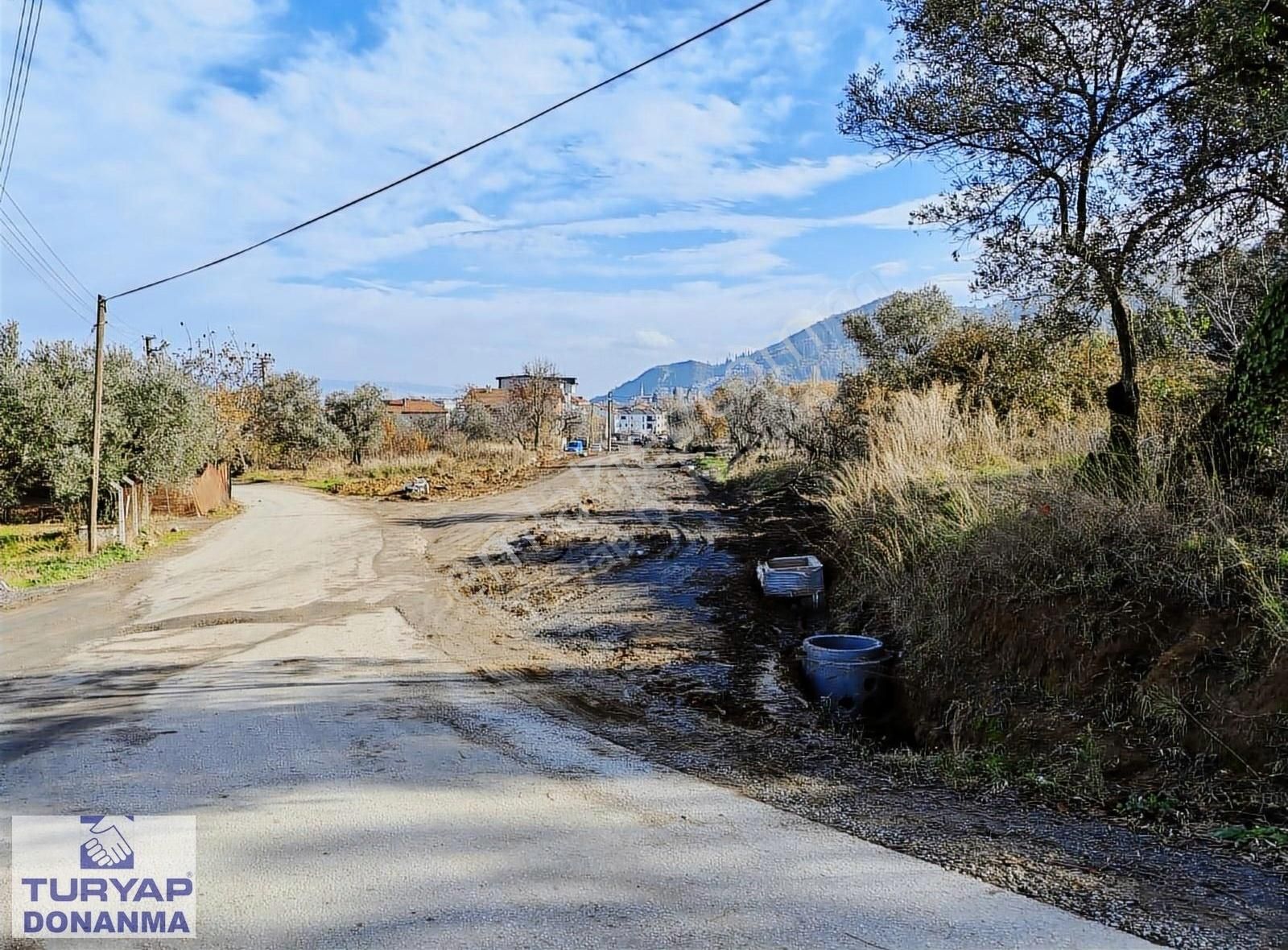 Karamürsel Tepeköy Satılık Tarla Tepeköy'de Deniz Manzaralı Arazi 3.856m2