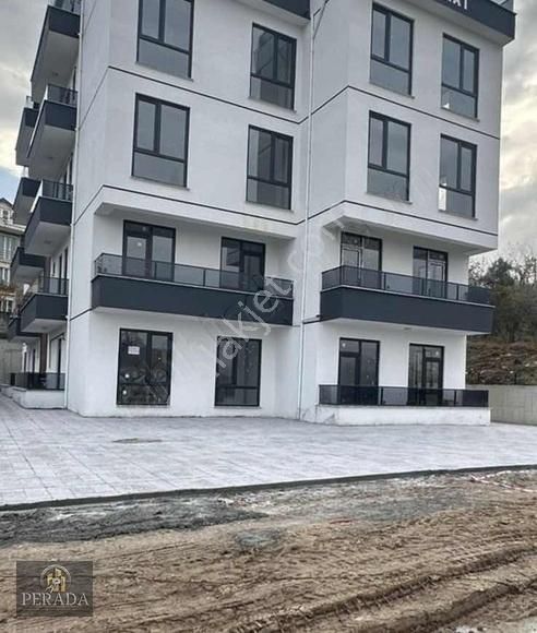 Başiskele Döngel Satılık Daire Başiskele/döngelde Satılık 3+1 180 Mt2 Ful Deniz Manzaralı Daire