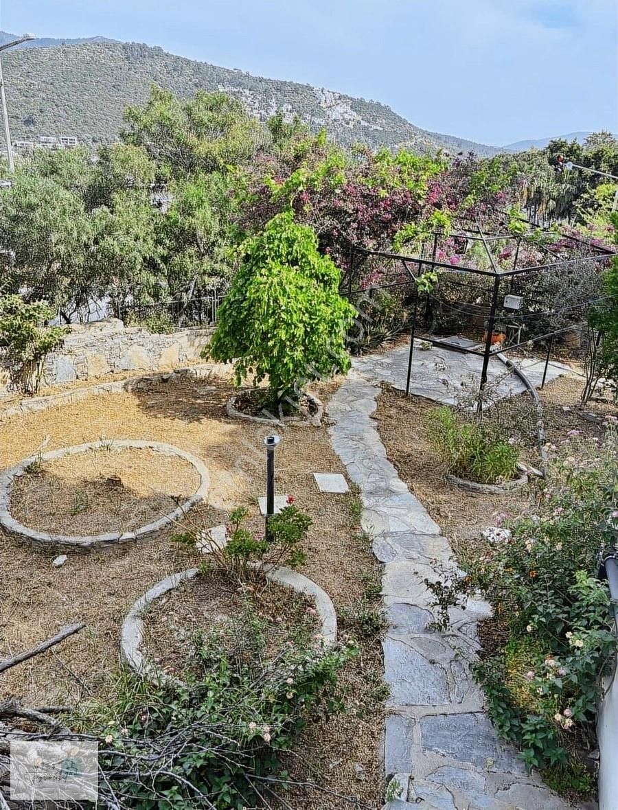 Torba Da Denize Yürüme Mesafesinde Satılık Dublex Ev - Görsel 6