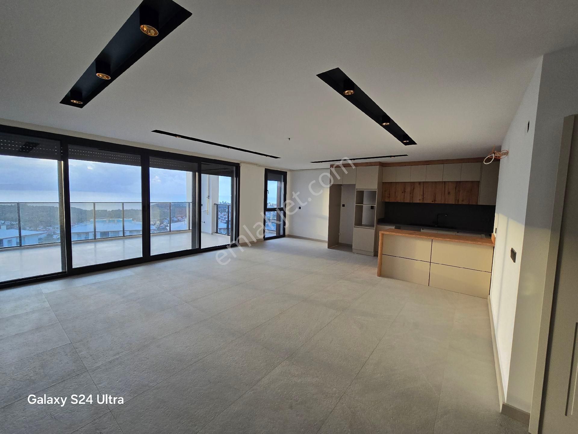 Kuşadası Değirmendere Mevkiinde Full Deniz Manzaralı 3+1 145m2 Lux Daire - Görsel 15