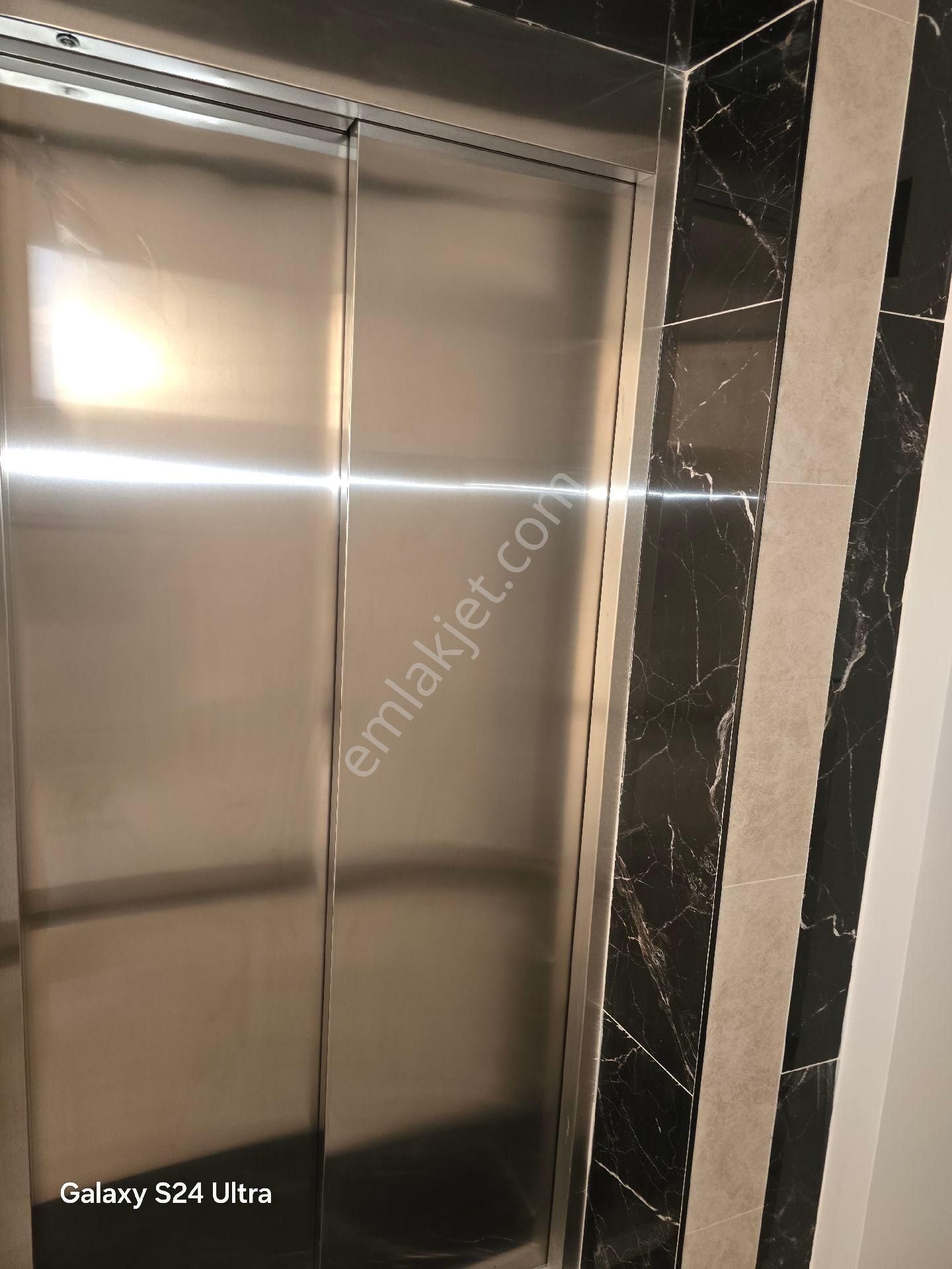 Kuşadası Değirmendere Mevkiinde Full Deniz Manzaralı 3+1 145m2 Lux Daire - Görsel 31