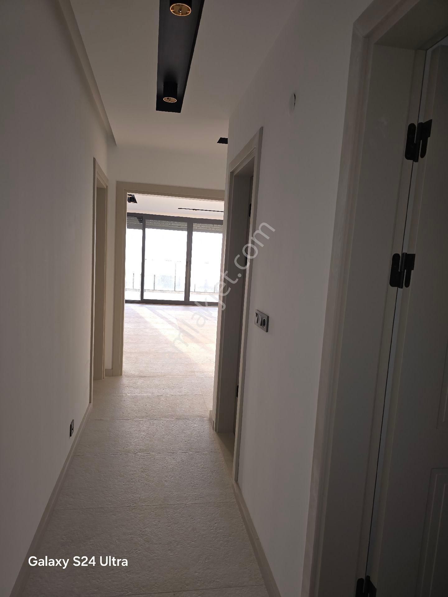 Kuşadası Değirmendere Mevkiinde Full Deniz Manzaralı 3+1 145m2 Lux Daire - Görsel 22