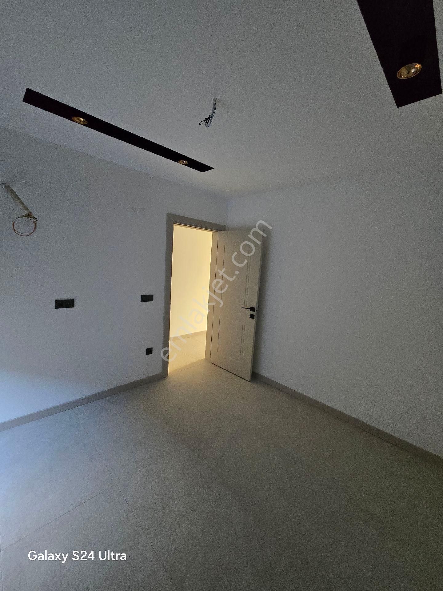 Kuşadası Değirmendere Mevkiinde Full Deniz Manzaralı 3+1 145m2 Lux Daire - Görsel 32