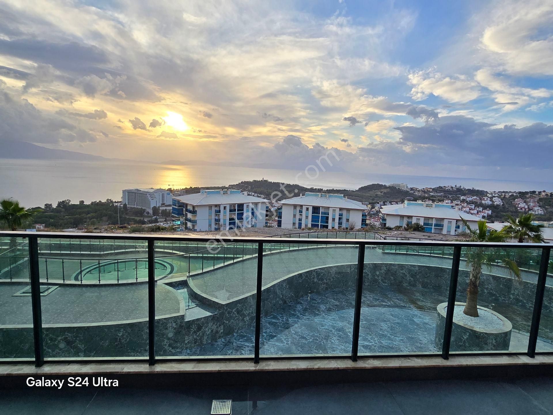 Kuşadası Değirmendere Mevkiinde Full Deniz Manzaralı 3+1 145m2 Lux Daire - Görsel 13