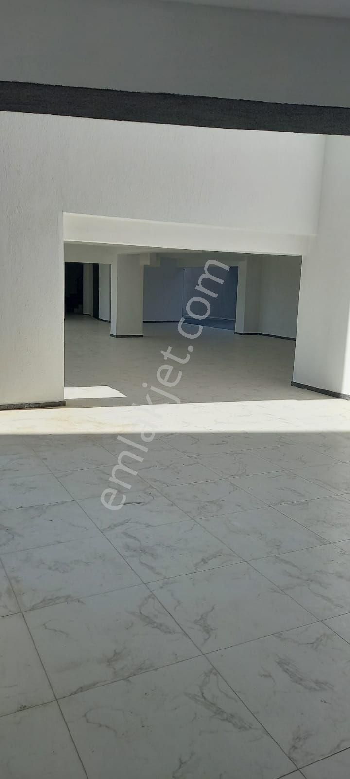 Kuşadası Değirmendere Mevkiinde Deniz Manzaralı Doğalgazlı Havuzlu Otoparklı Sitede 3+1 135m2 Daire - Görsel 9