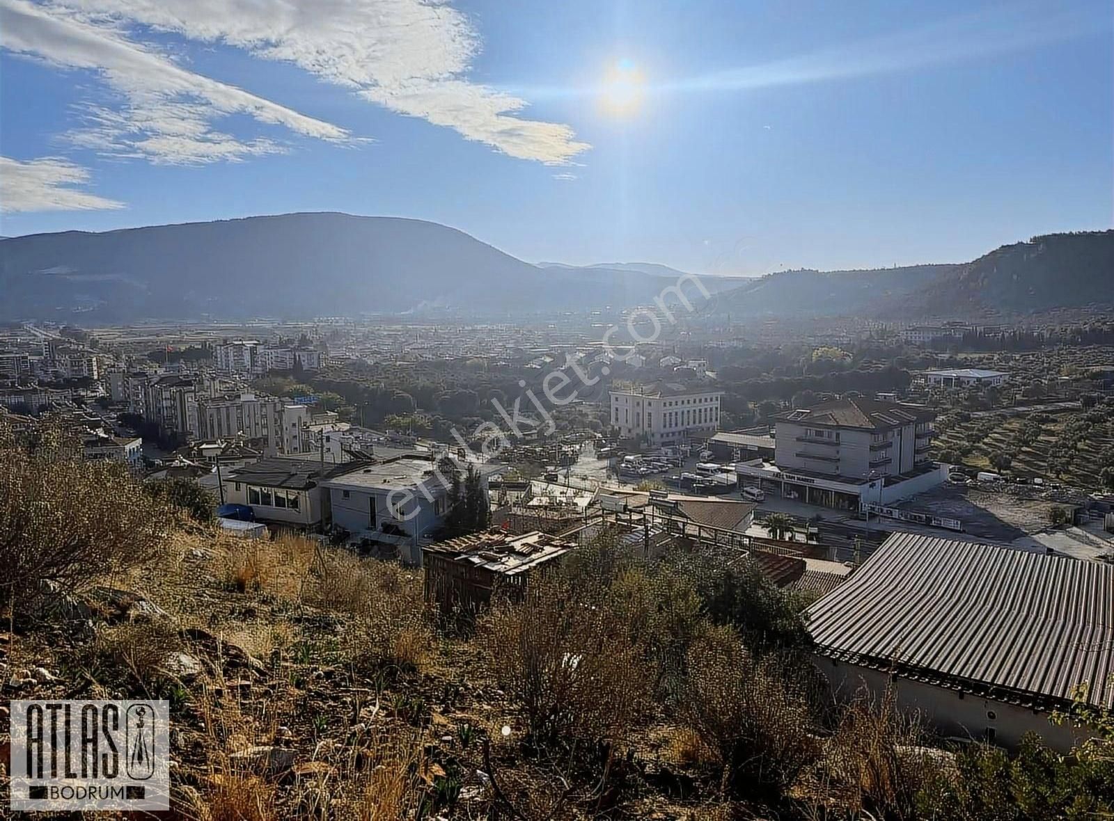 Milas Emek Satılık Konut İmarlı Emek'te Panaromik Beçin Kalesi Ve Şehir Manzaralı İmarlı Arsa