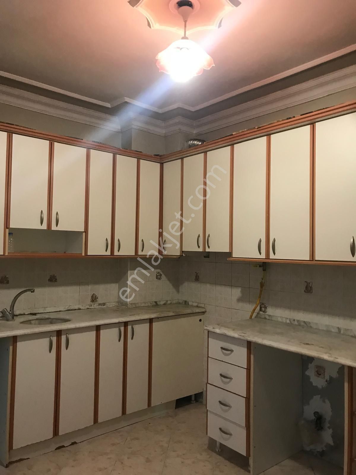 İlkadım Kazım Karabekir Kiralık Daire Rekoor Emlaktan Kazım Karabekir Mh.4+1 Depozitosuz Kiralık Daire