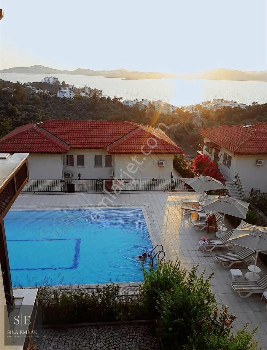 Güllük'te Havuzlu Site İçerisinde, Deniz Manzaralı 2+1 Daire - Görsel 9