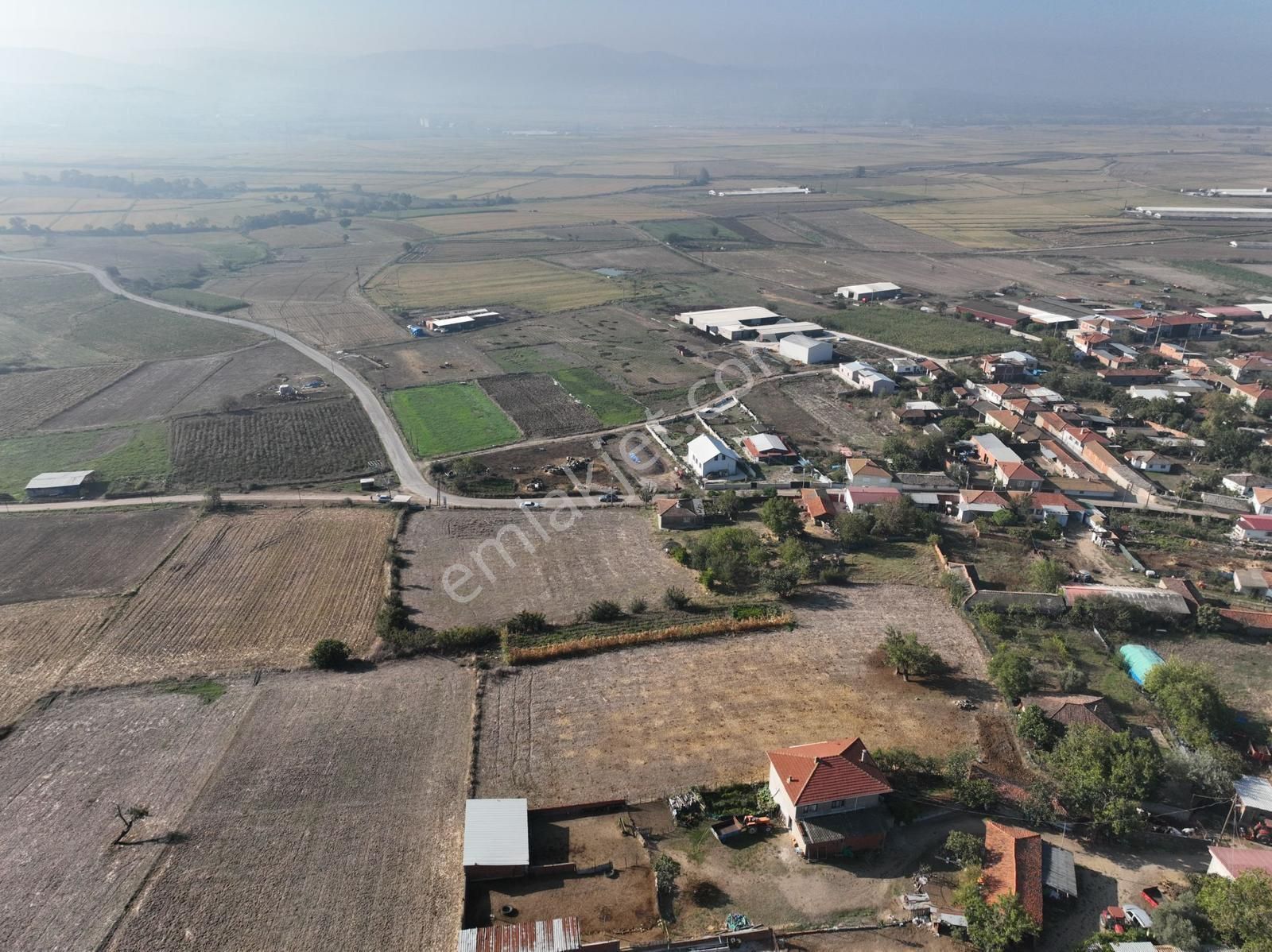 Biga Kanibey’de Köy İçi 982m2 Satılık Arsa - Görsel 9