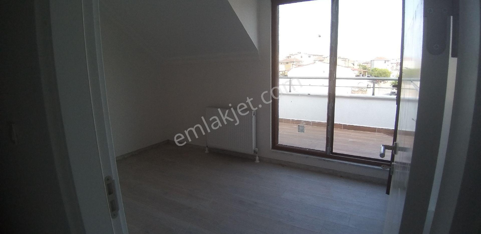 Mustakıl Ev Araba Ve Tarla Takaslı Güney Cepheli Otoparkli Dubleks Daire - Görsel 10