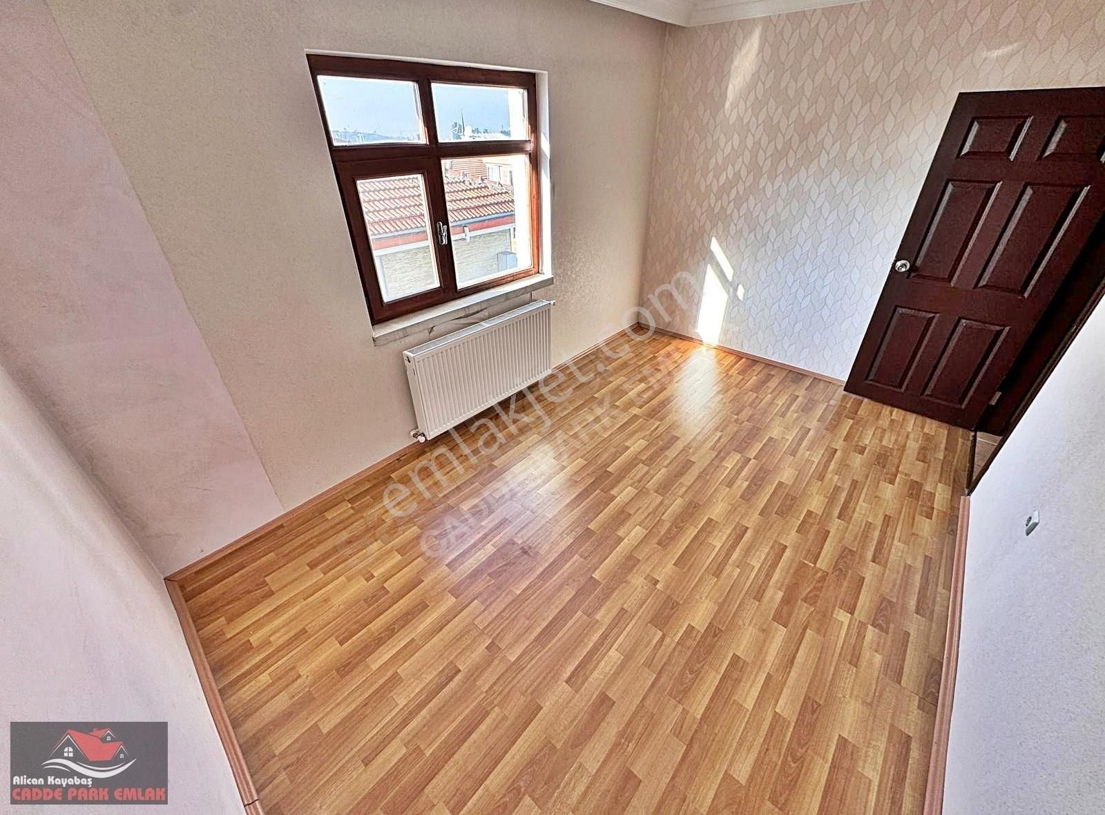 Keçiören Atapark Satılık Daire Aşkveysel_karakolu&parkı_karşısı_ana_cd_üzeri_orta_kat_3+1_135m²