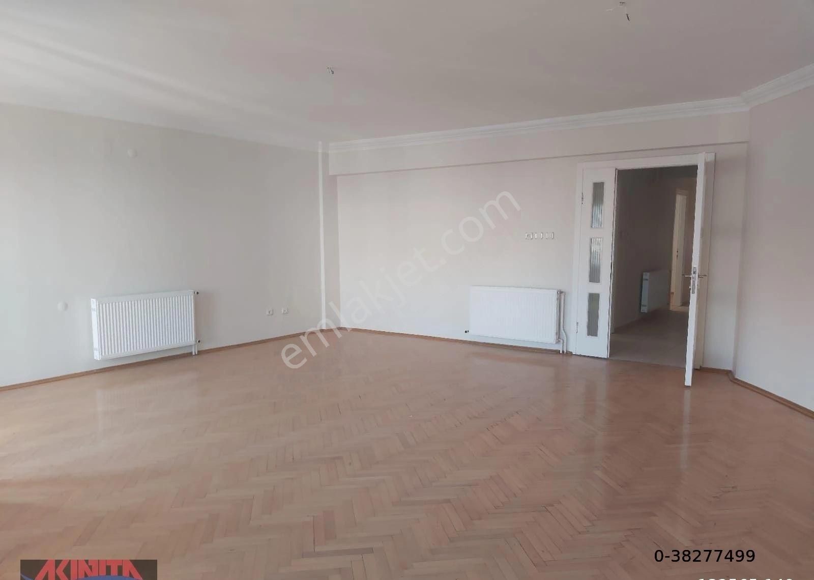 Söke Atatürk Kiralık Daire Aydın Caddesinde Cadde Üstü Büyük Ferah Kiralık 4+1 Daire