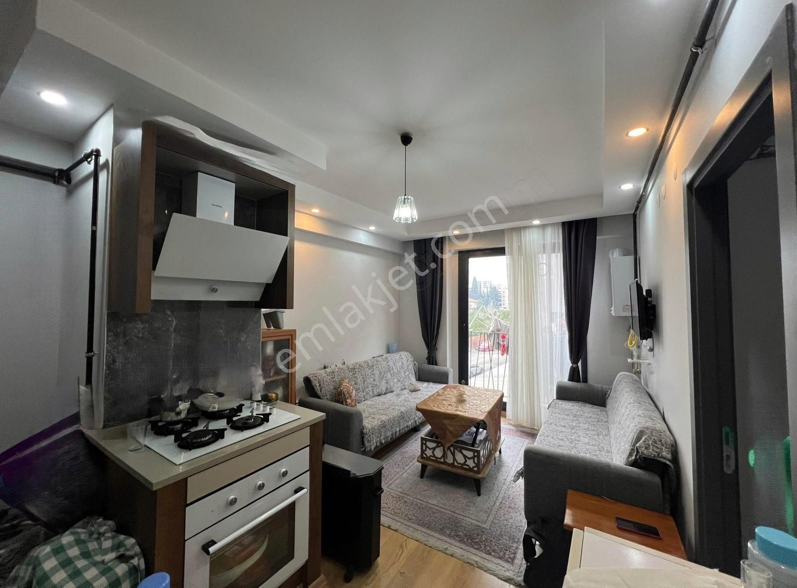 Karşıyaka İmbatlı Kiralık Daire 1+1 Kiralık Eşyasız/imbatlı Mah/ Arakat 1 Yıllık / L İ M İ T Siz