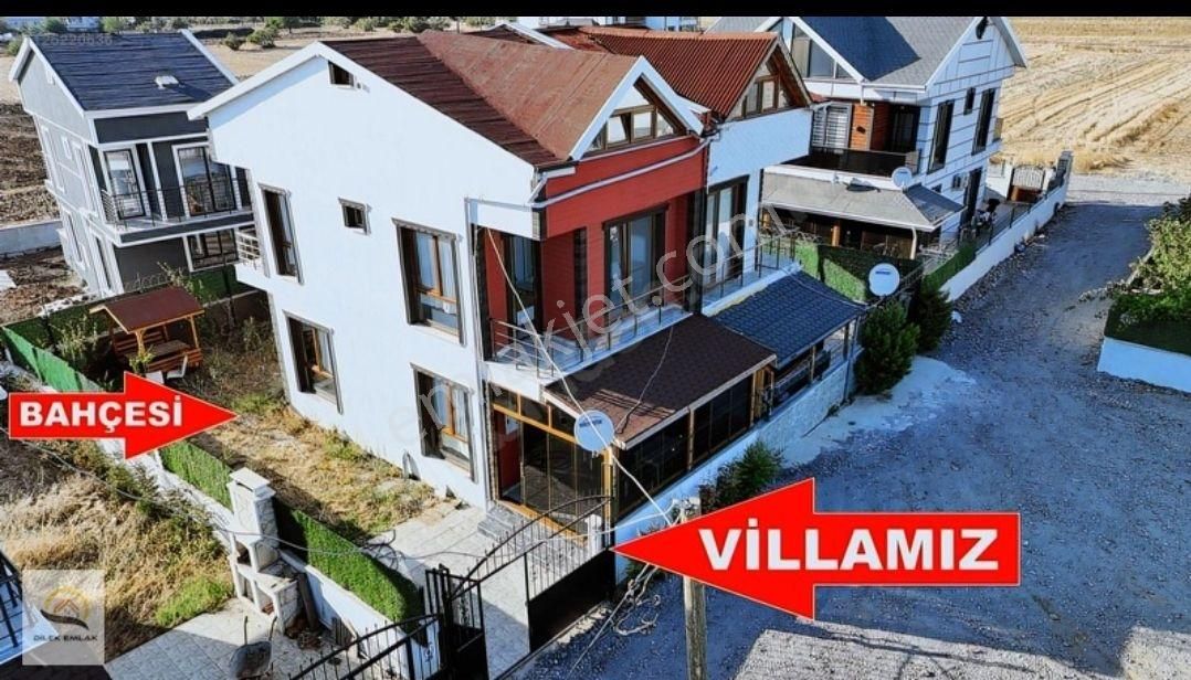 Marmaraereğlisi Dereağzı Satılık Villa Marmara Ereğlisi'nde Full Deniz Manzaralı Sıfır Eşyalı Lüks 4+1 Villa