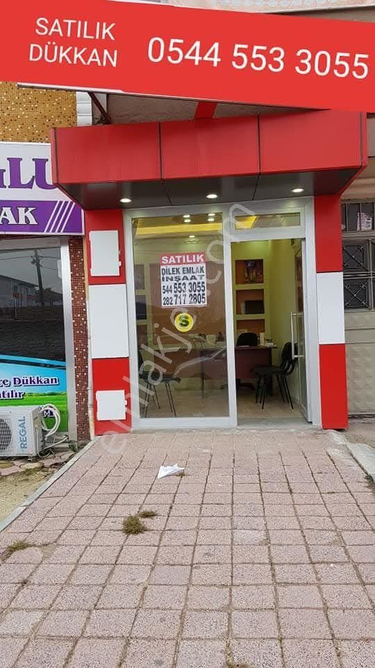 Kapaklı İnönü Satılık Büro Kapaklı'da Merkezi Konumda Cadde Cephe Çok Uygun Fiyat Satılık İskanlı Dükkan