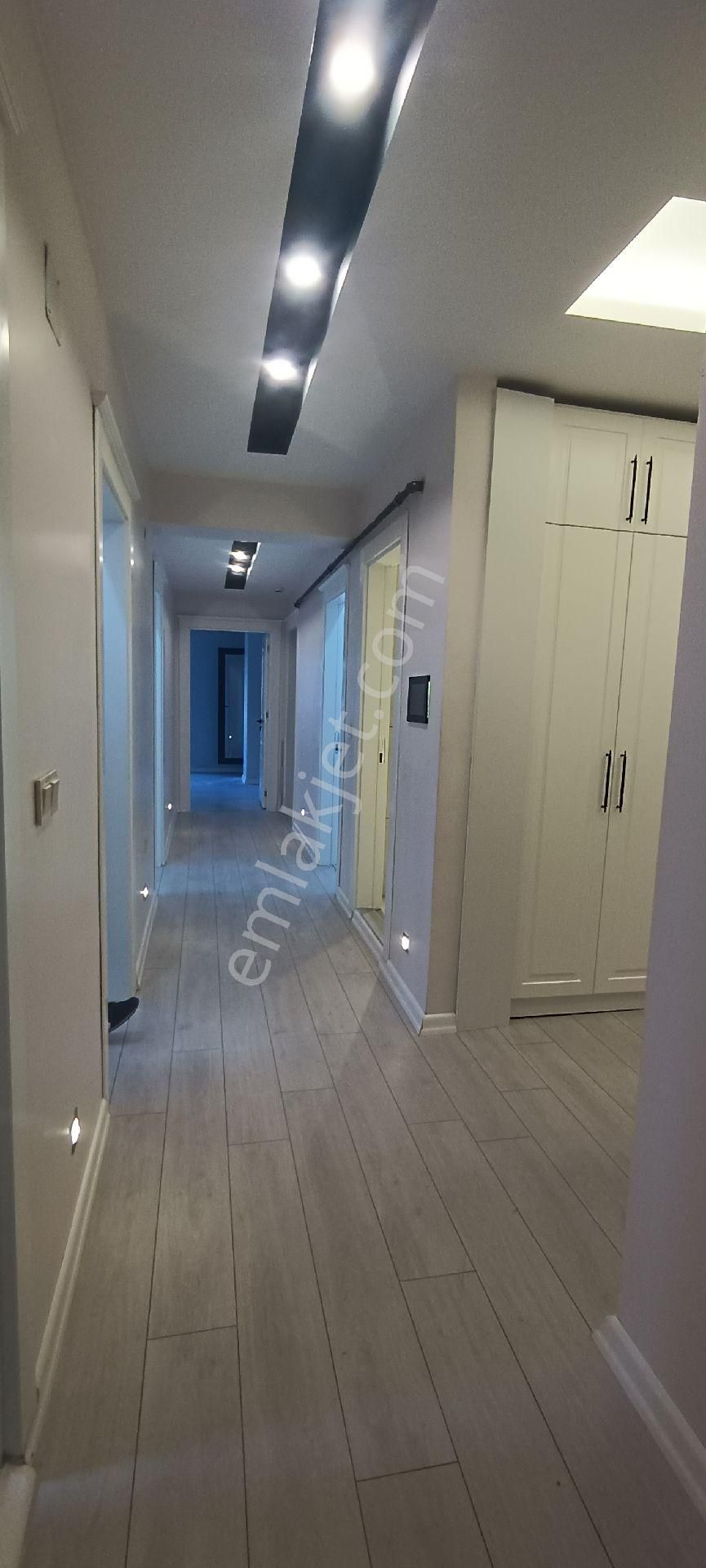 İpekyolu Hafiziye Satılık Daire Asur Emlaktan Satılık 4+1 220 M2 Ultura Lüx Daire