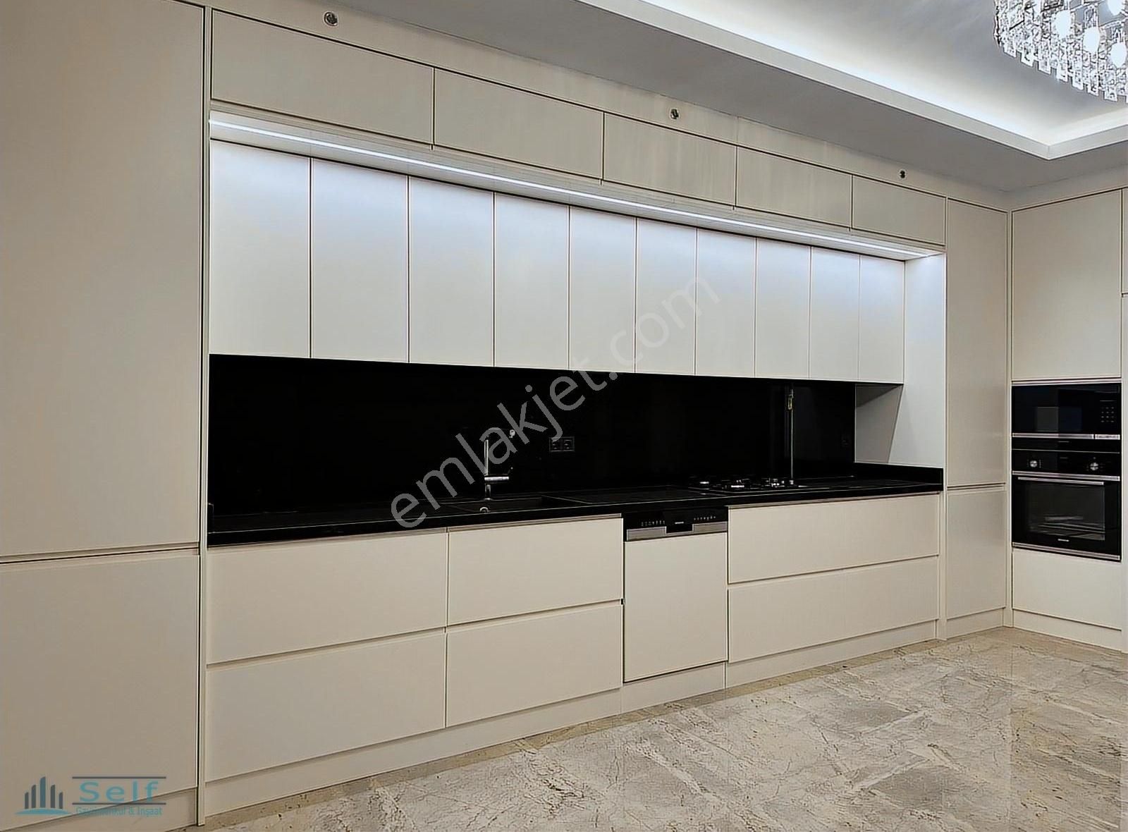 Merkezefendi 1200 Evler Satılık Daire Self'den Konsept Sitede De Ultra Lüks 220 M2 4+1 Daireler