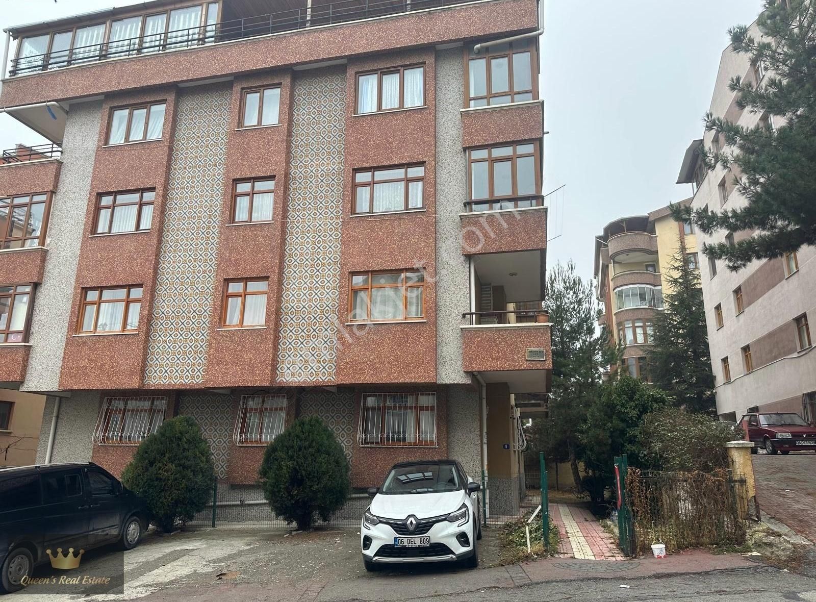 Çankaya Mürsel Uluç Satılık Daire Mürsel Uluç Pazarı Karşısı 5+1 Satlık Dublex Daire