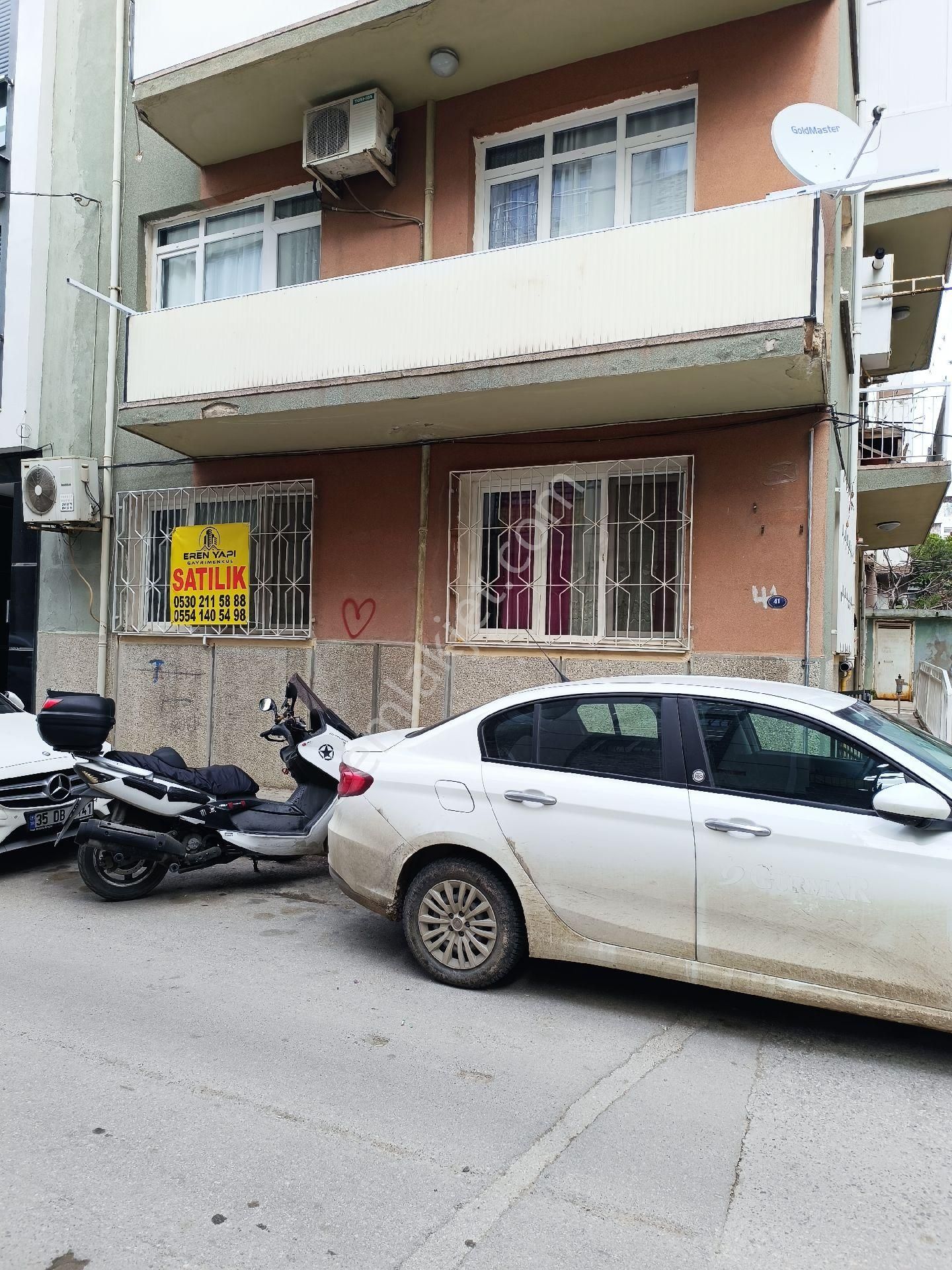 Buca Vali Rahmi Bey Satılık Daire Buca Belediyesi Yakını 3+1 Daire