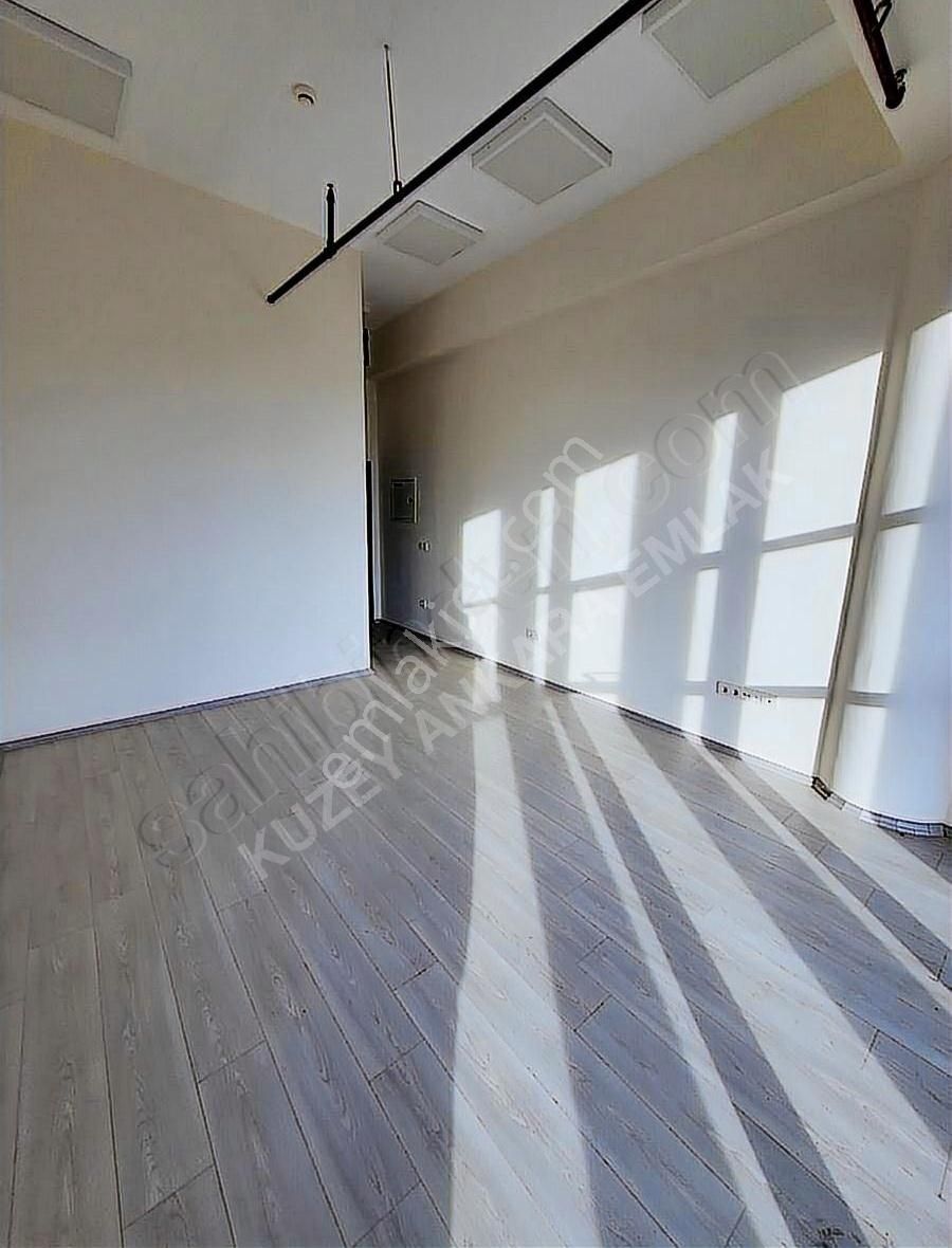Ofis 110 Muhteşem Lokasyon Metro Çıkışı 28 M2 Ankara Manzaralı - Görsel 5